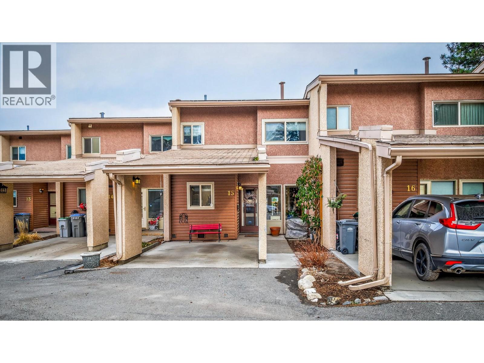 1555 Summit Drive Unit# 15, Kamloops, British Columbia  V2E 1E9 - Photo 1 - 10376230