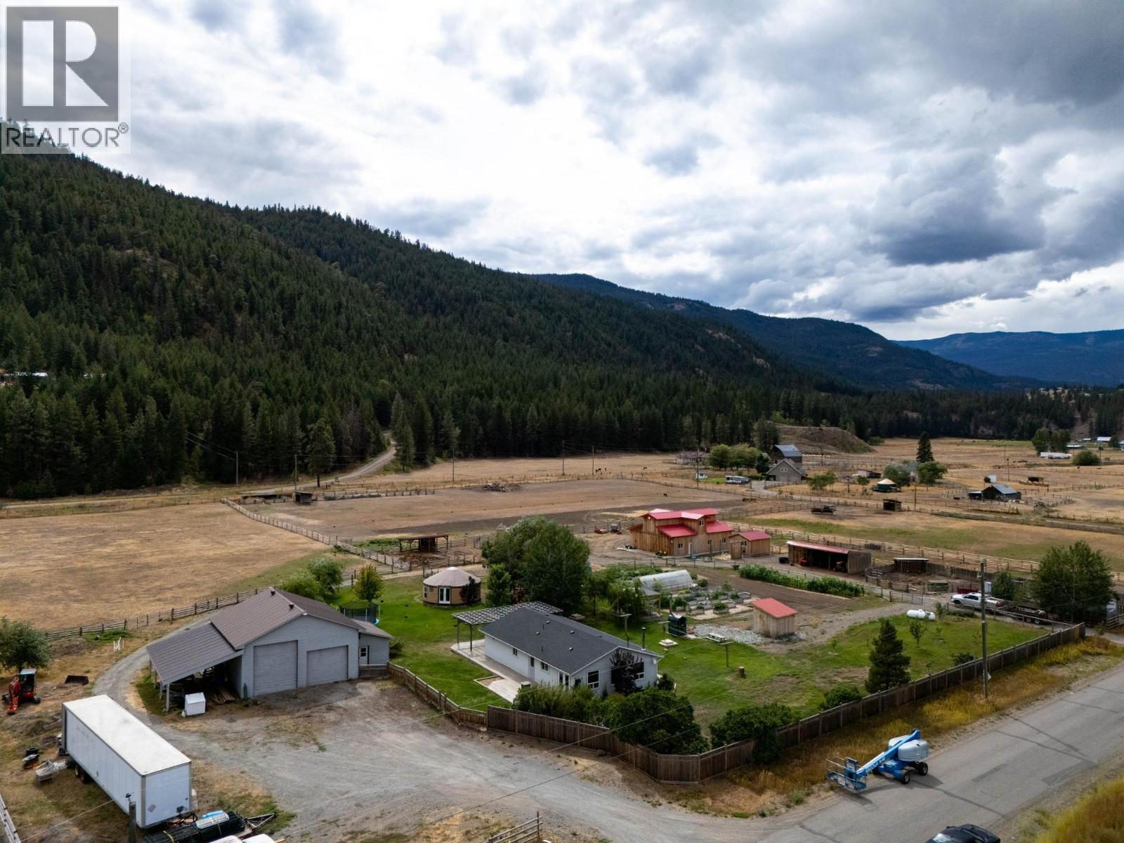 1688 Nicolls Road, Merritt, British Columbia  V1K 1N7 - Photo 1 - 10376193