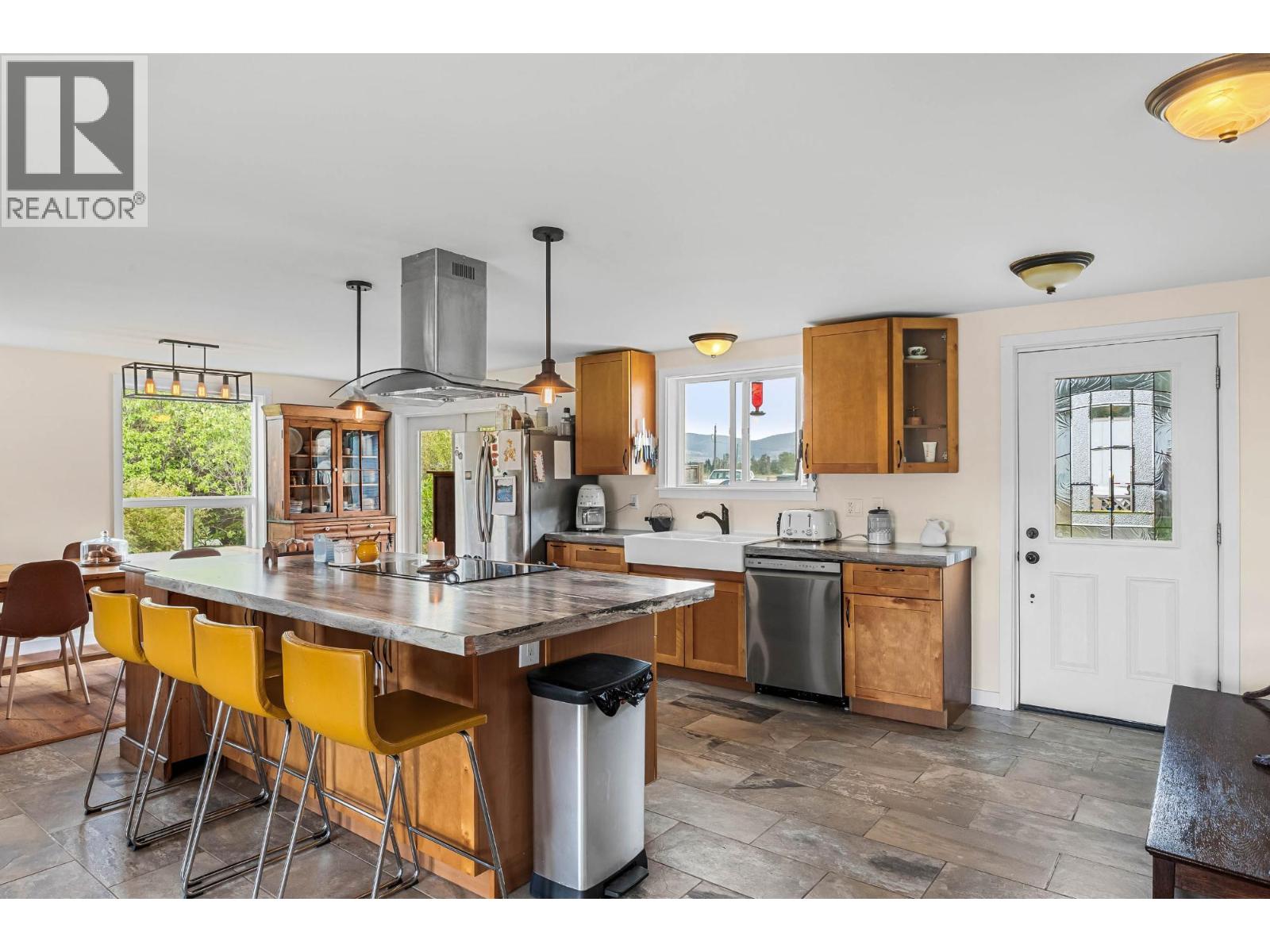 1688 Nicolls Road, Merritt, British Columbia  V1K 1N7 - Photo 12 - 10376193