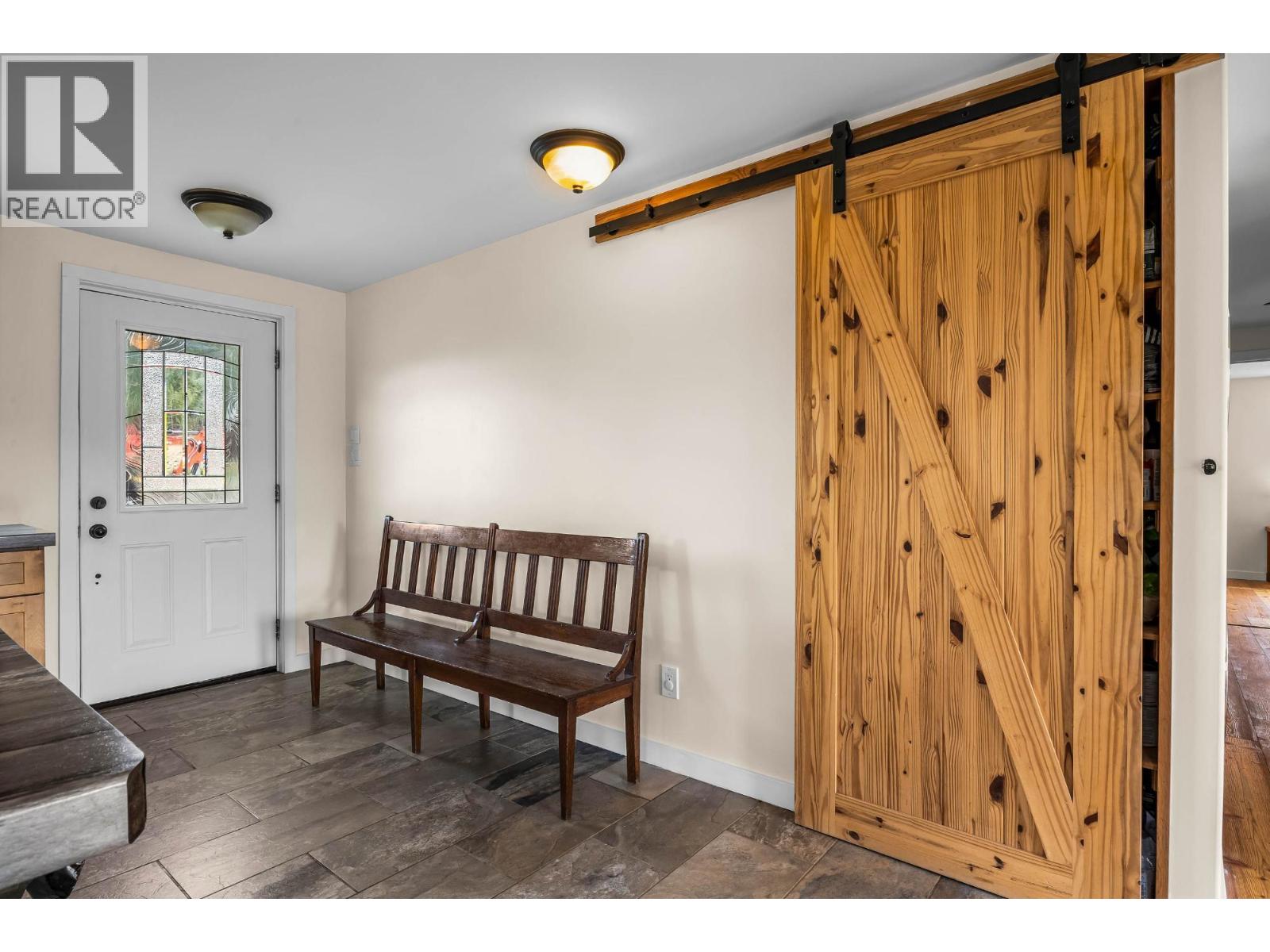 1688 Nicolls Road, Merritt, British Columbia  V1K 1N7 - Photo 18 - 10376193