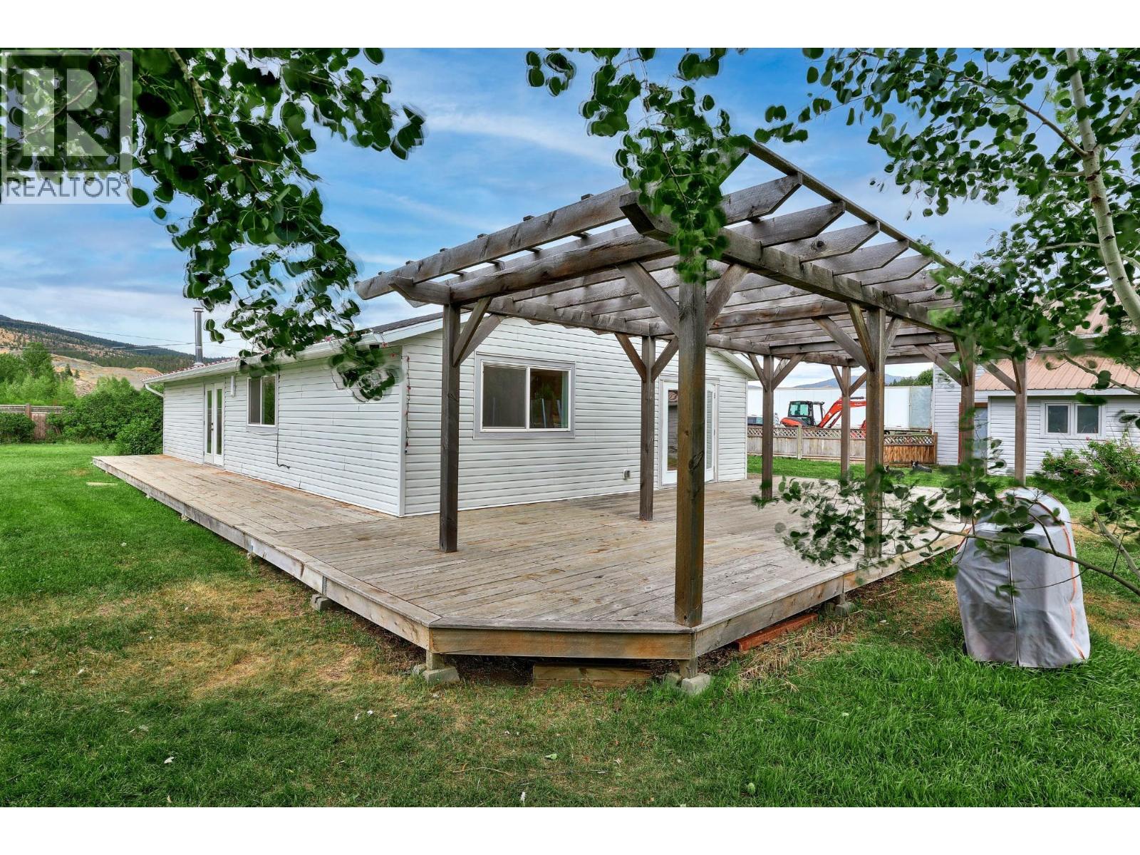 1688 Nicolls Road, Merritt, British Columbia  V1K 1N7 - Photo 4 - 10376193