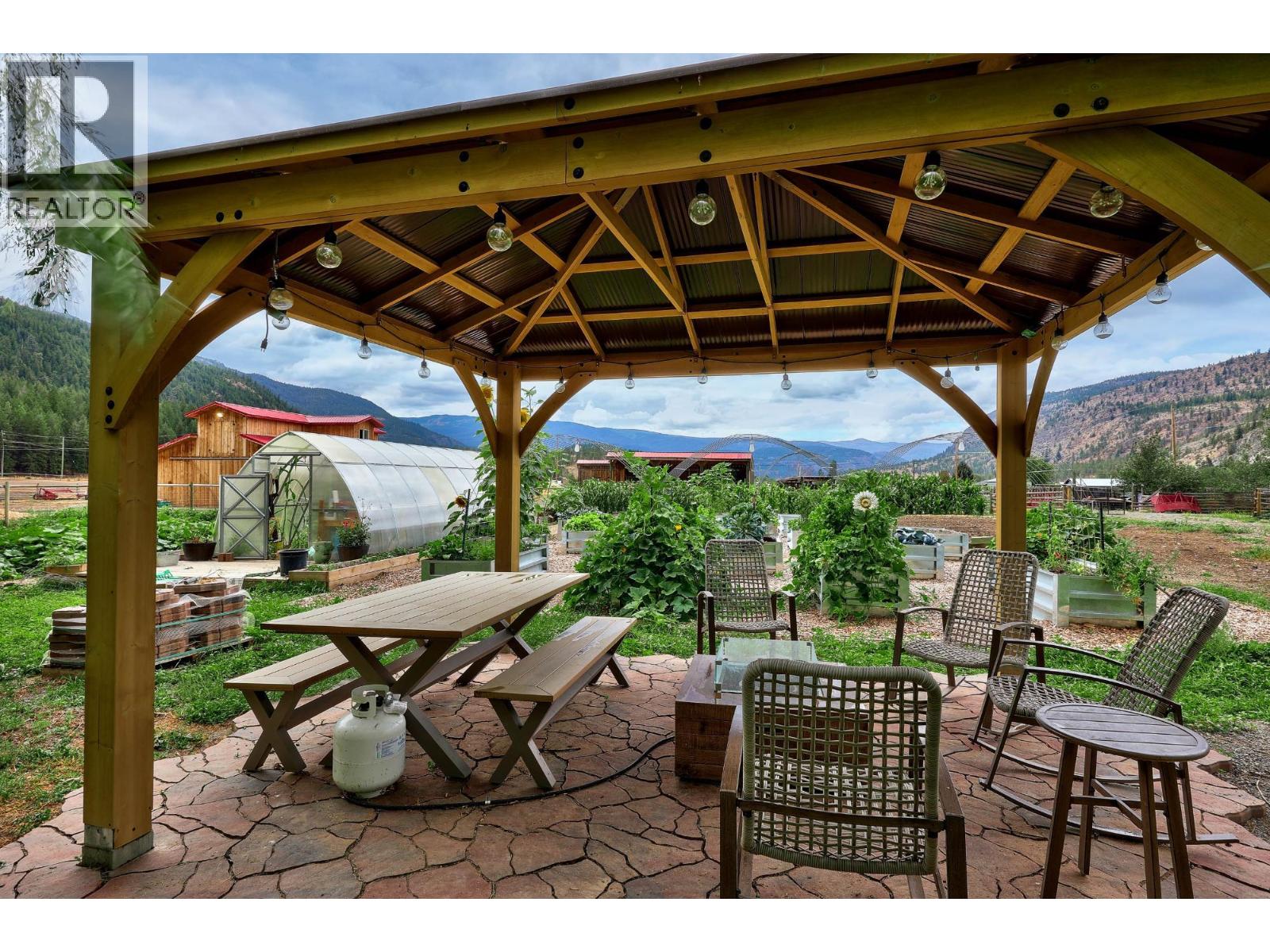 1688 Nicolls Road, Merritt, British Columbia  V1K 1N7 - Photo 7 - 10376193