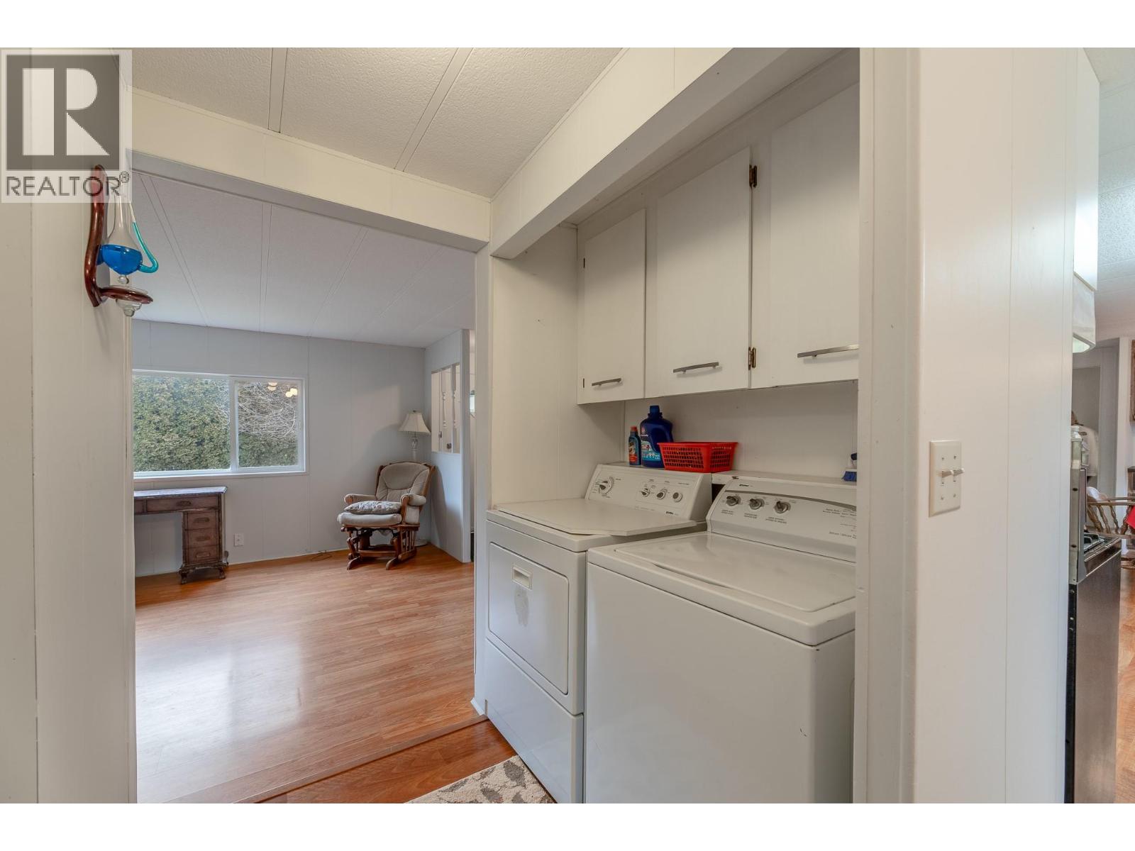 2096 Main Street, Cawston, British Columbia  V0X 1C1 - Photo 18 - 10327995