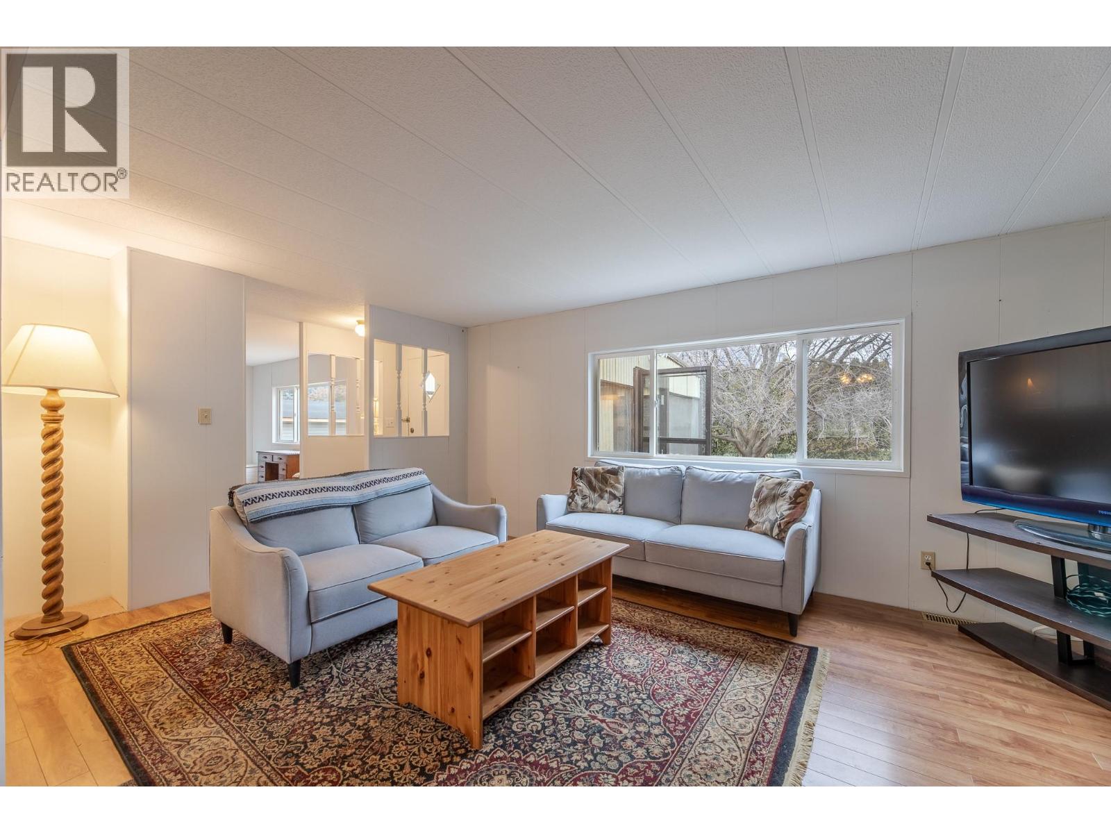 2096 Main Street, Cawston, British Columbia  V0X 1C1 - Photo 34 - 10327995