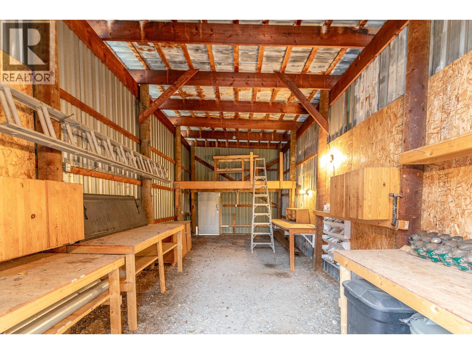 2096 Main Street, Cawston, British Columbia  V0X 1C1 - Photo 59 - 10327995