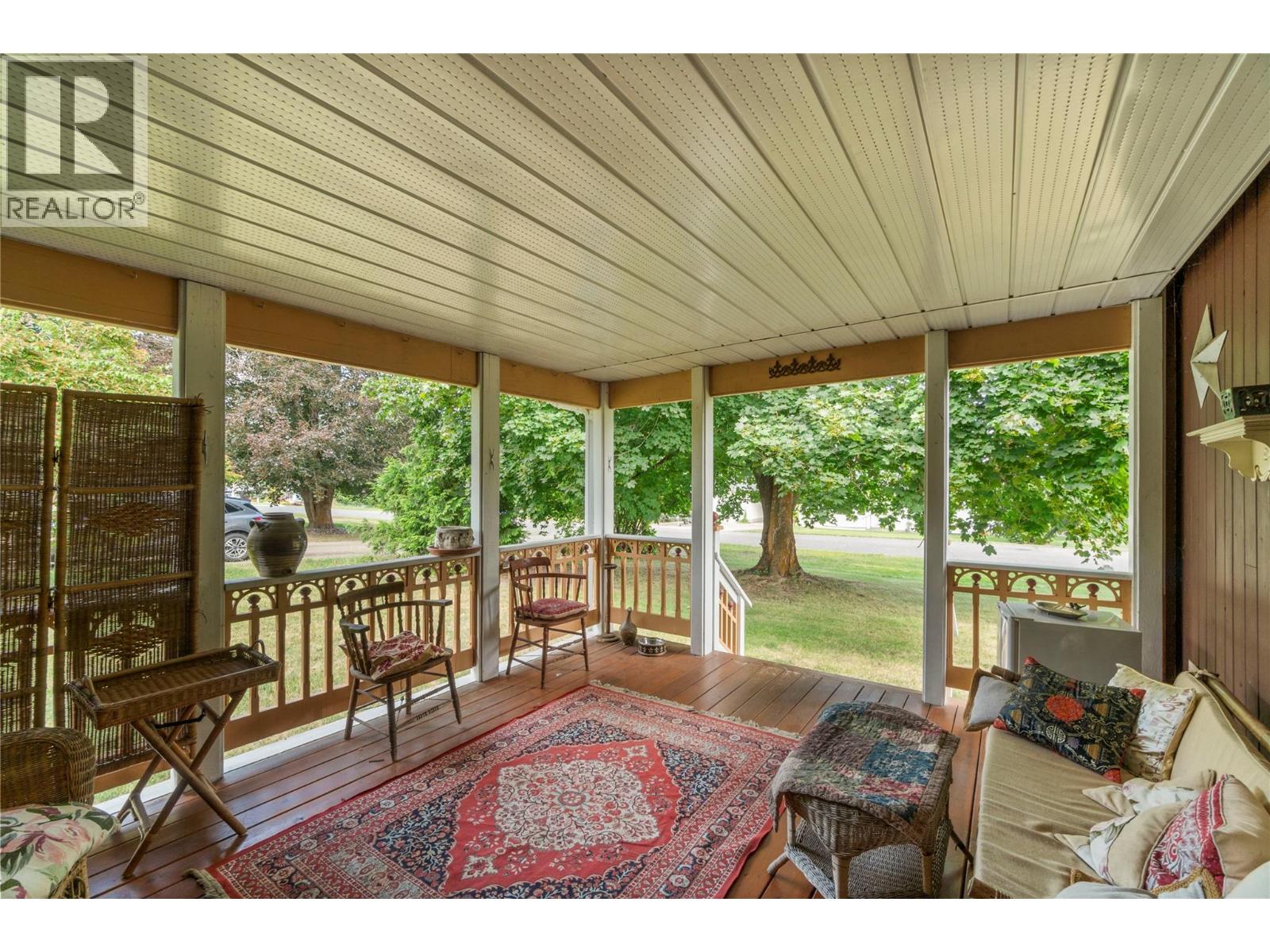 1080 20 Avenue Sw, Salmon Arm, British Columbia  V1E 1L6 - Photo 10 - 10376163