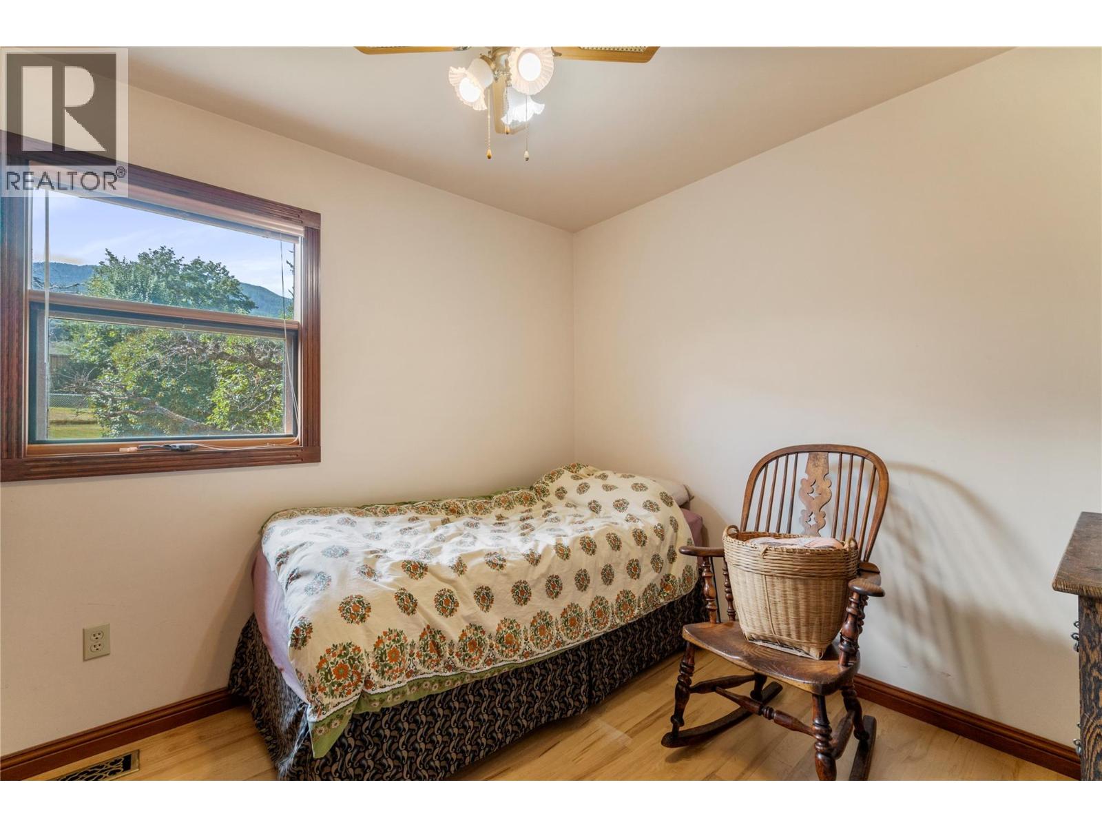 1080 20 Avenue Sw, Salmon Arm, British Columbia  V1E 1L6 - Photo 32 - 10376163