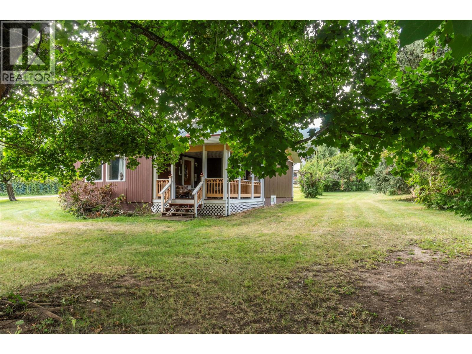 1080 20 Avenue Sw, Salmon Arm, British Columbia  V1E 1L6 - Photo 6 - 10376163