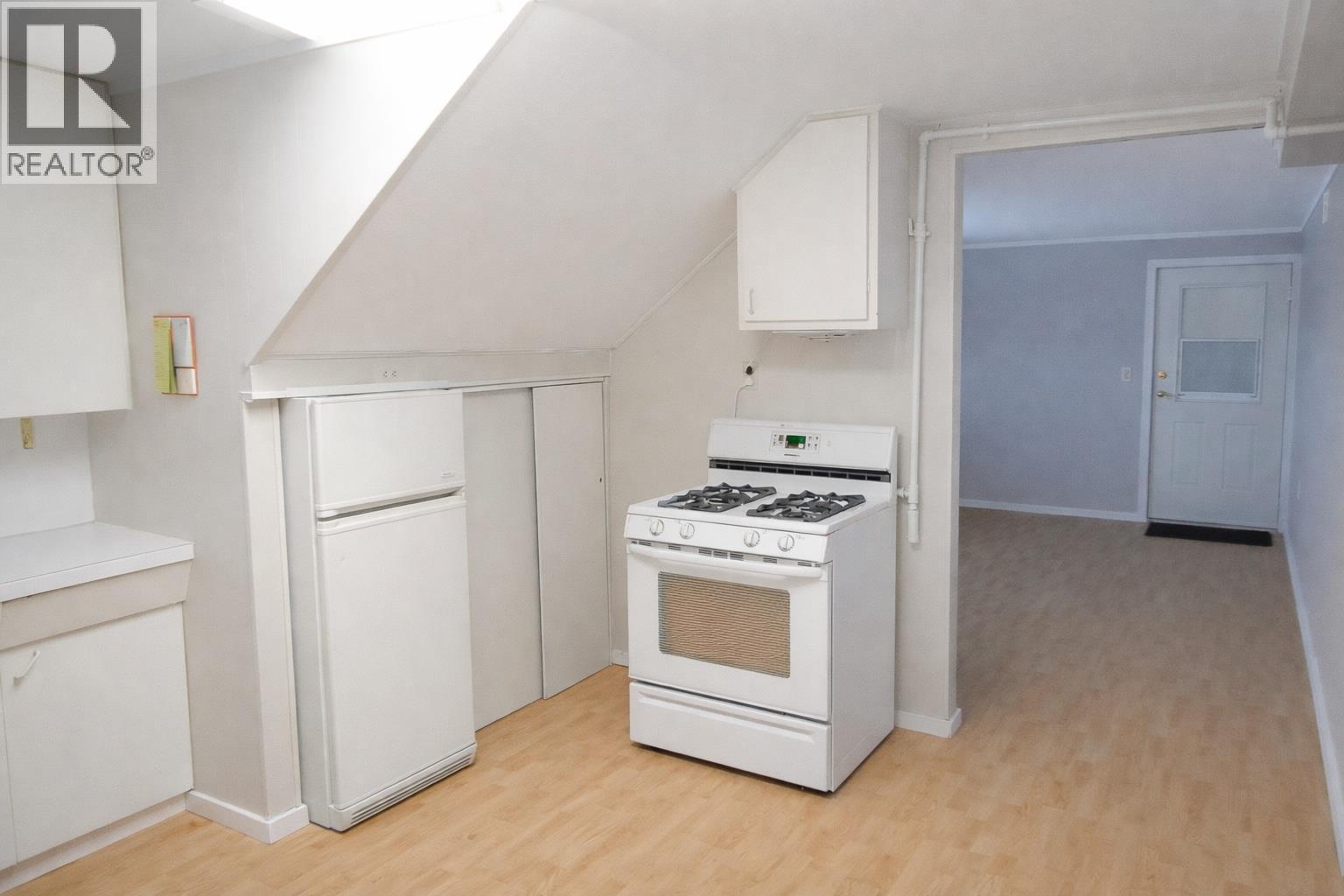 1069 Lethbridge Avenue, Kamloops, British Columbia  V2B 1Y1 - Photo 17 - 10376200