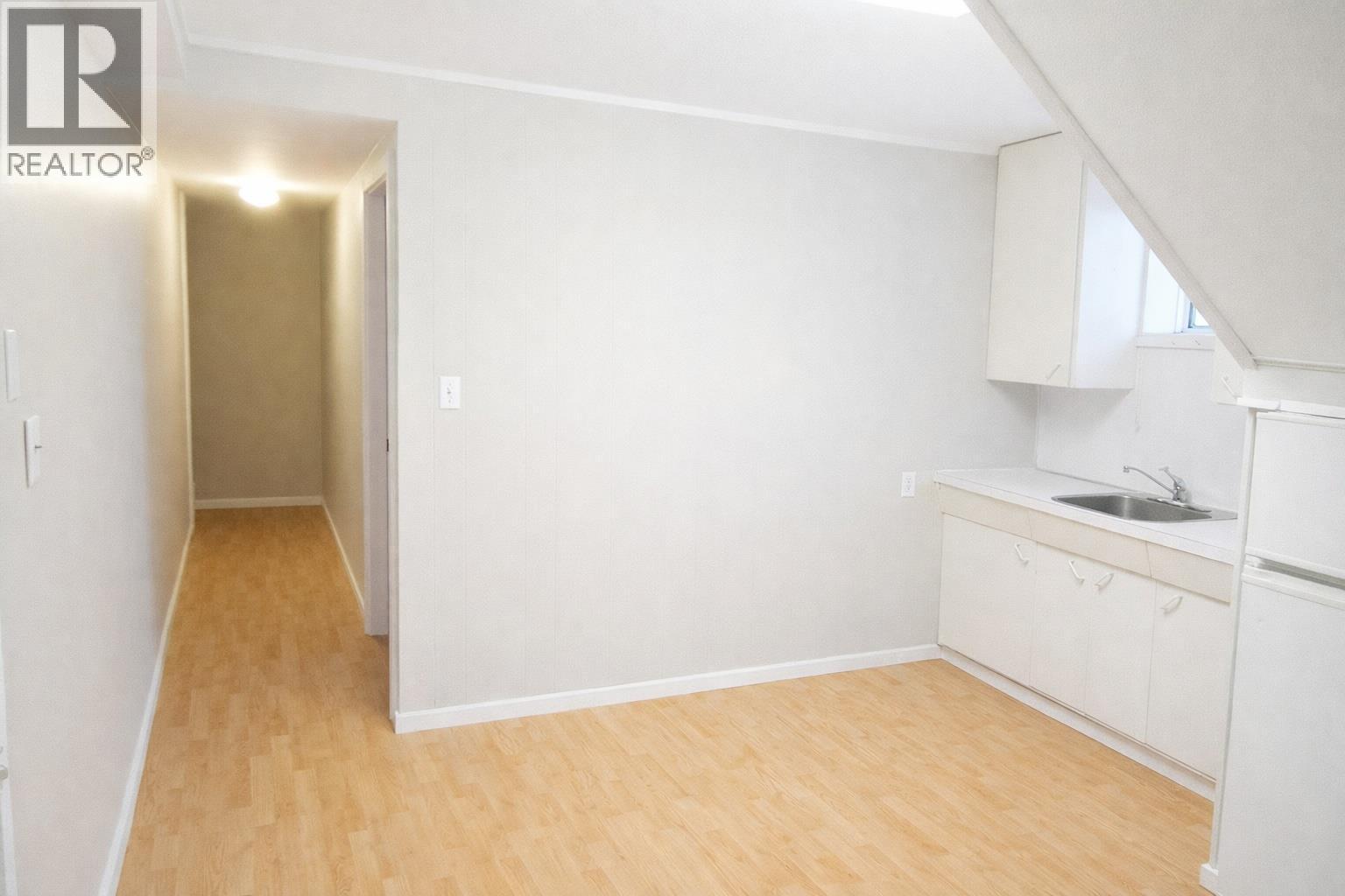 1069 Lethbridge Avenue, Kamloops, British Columbia  V2B 1Y1 - Photo 18 - 10376200