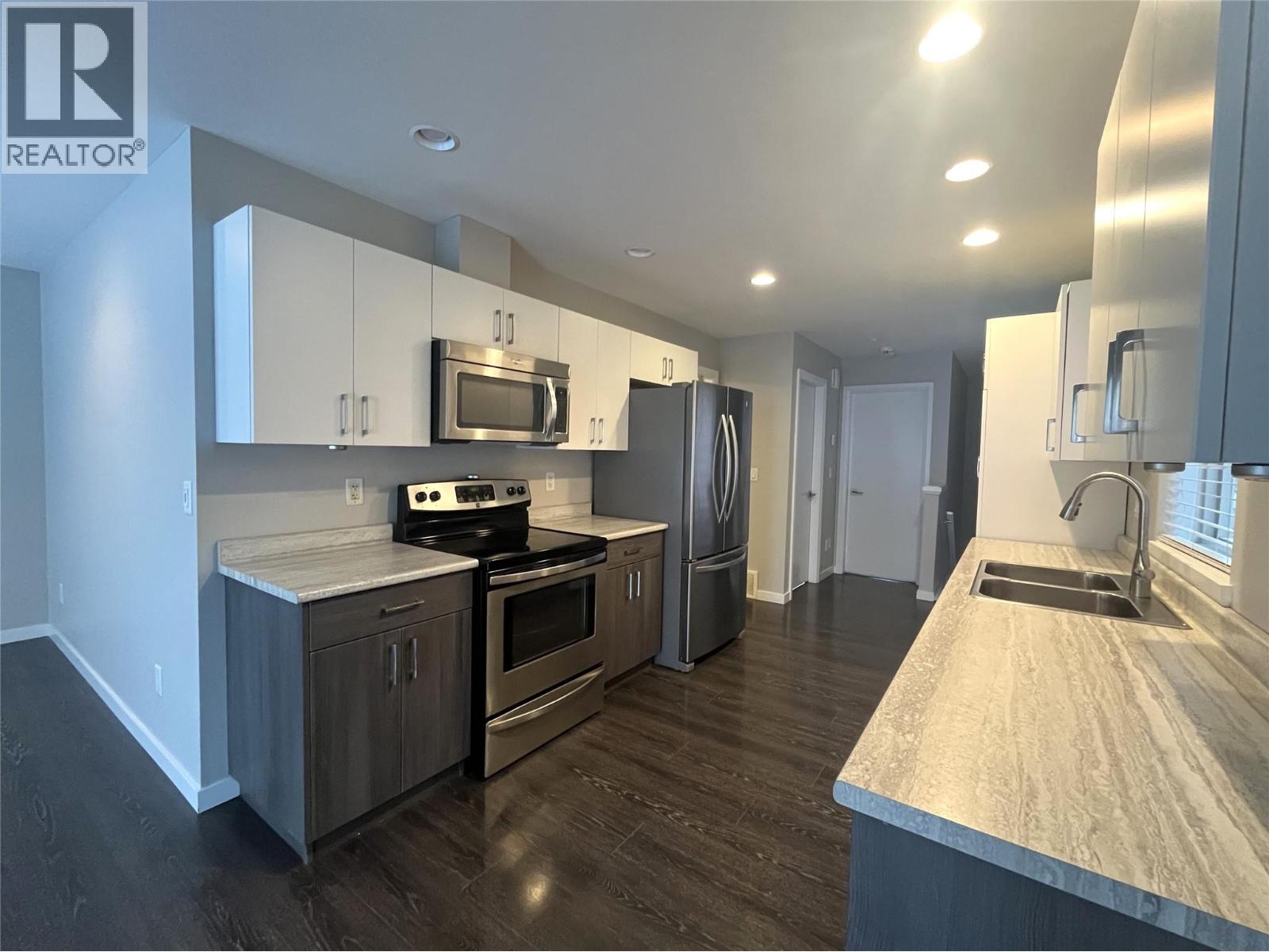 1850 Hugh Allan Drive Unit# 128, Kamloops, British Columbia  V1S 0C8 - Photo 3 - 10376095