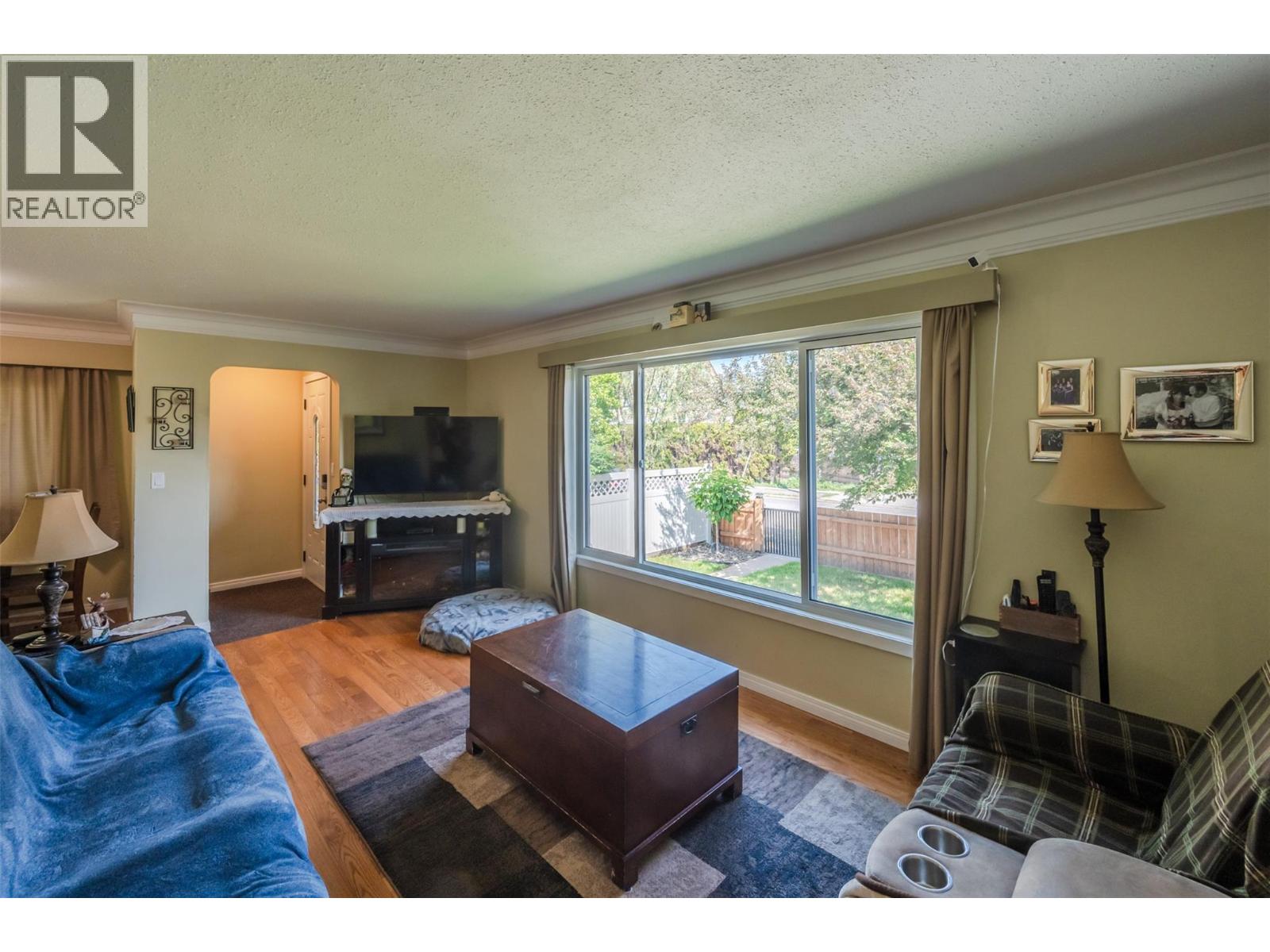 480 Orchard Avenue, Penticton, British Columbia  V2A 1Y2 - Photo 2 - 10376209