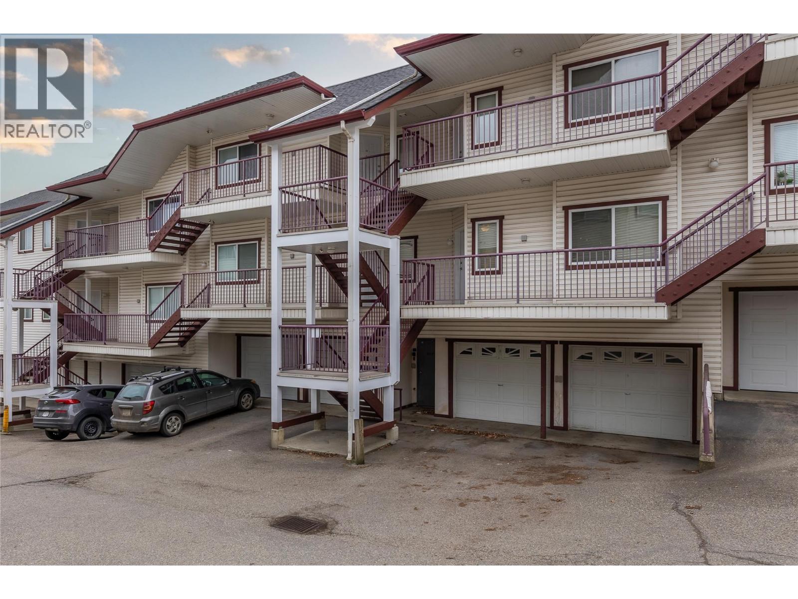 4800 Heritage Drive Unit# 11, Vernon, British Columbia  V1T 7V4 - Photo 3 - 10376047