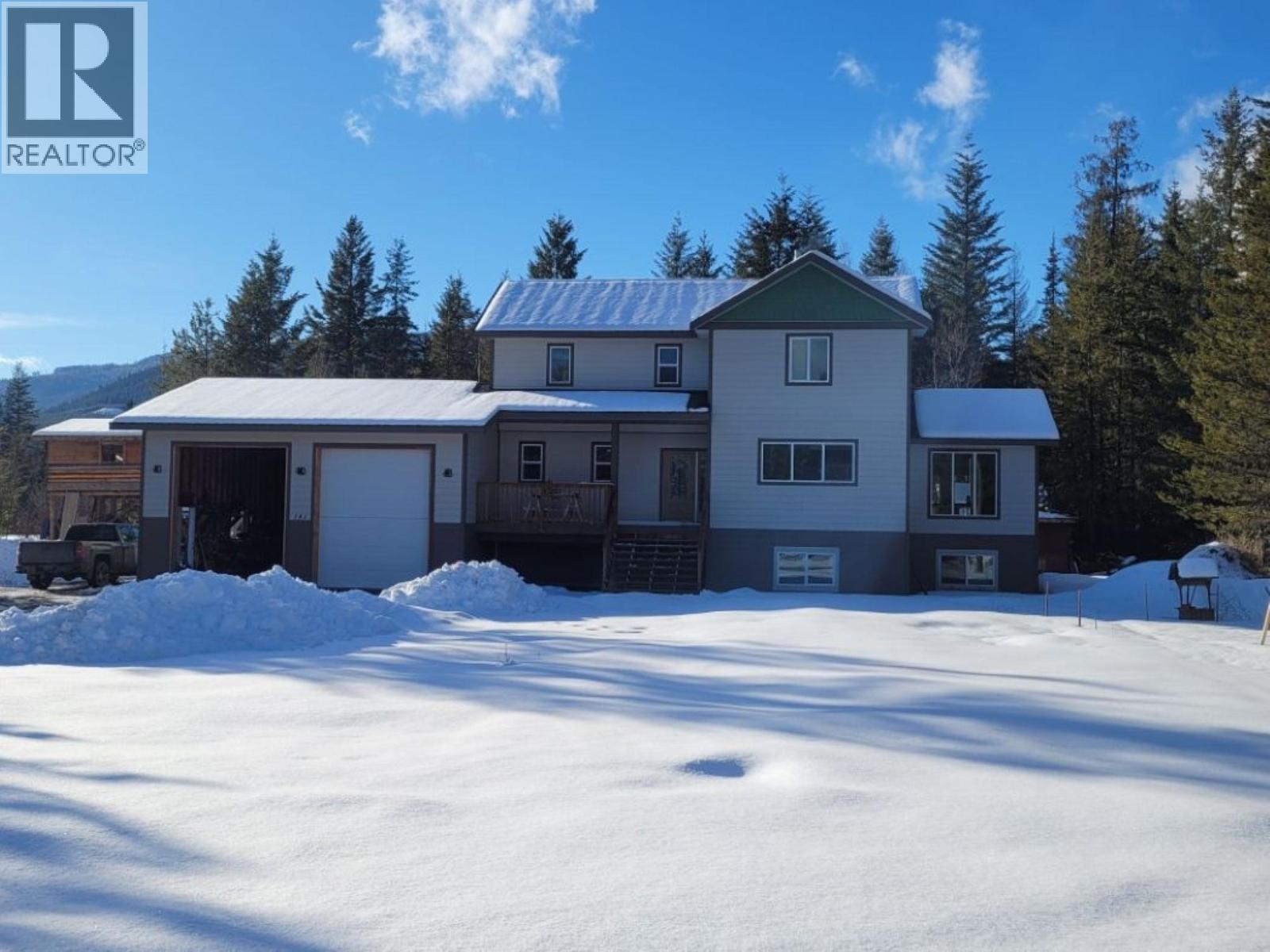 141 Wadlegger Road, Clearwater, British Columbia  V0E 1N2 - Photo 1 - 10376263