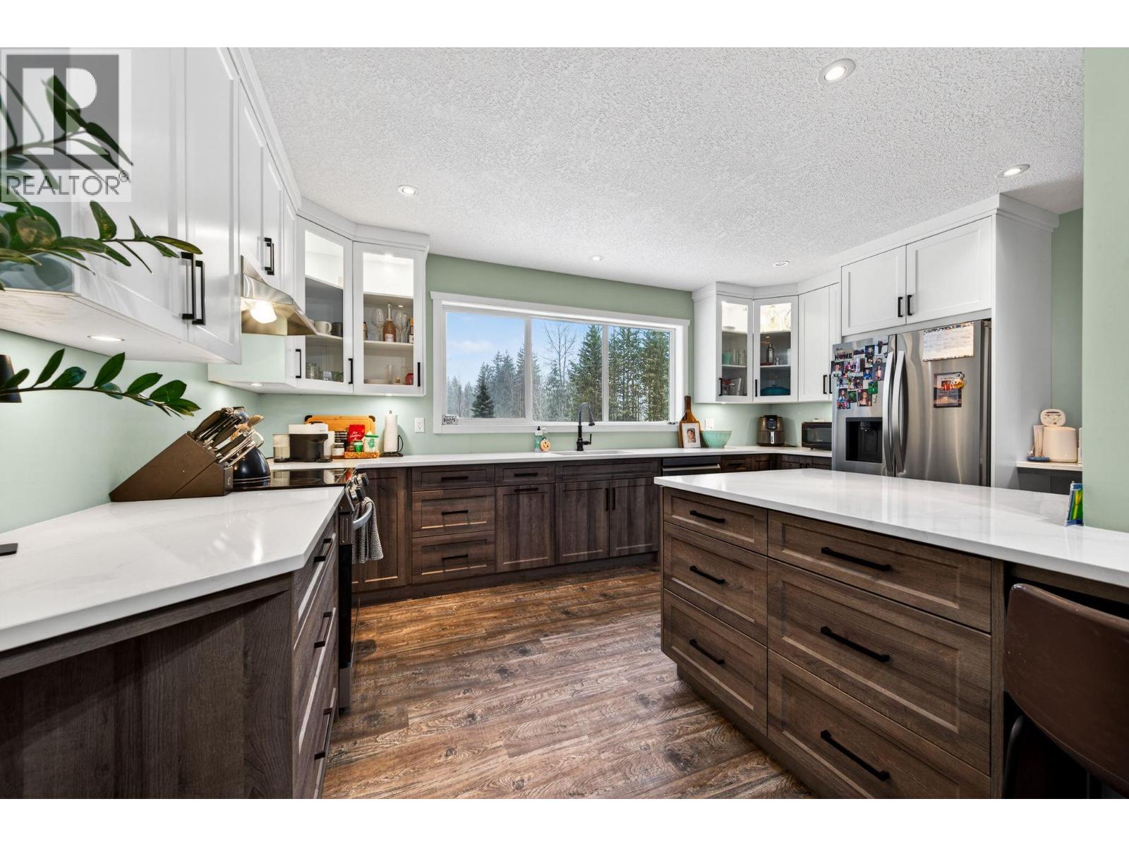 141 Wadlegger Road, Clearwater, British Columbia  V0E 1N2 - Photo 10 - 10376263