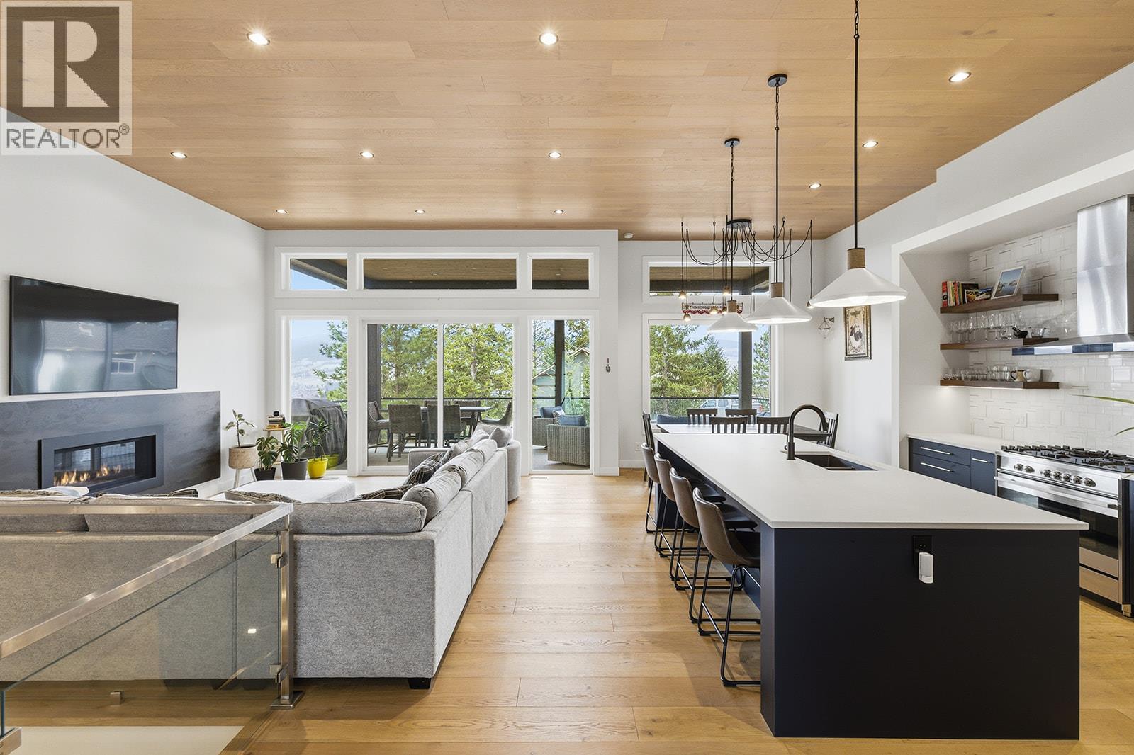 10283 Beacon Hill Drive, Lake Country, British Columbia  V4V 0A9 - Photo 22 - 10376178