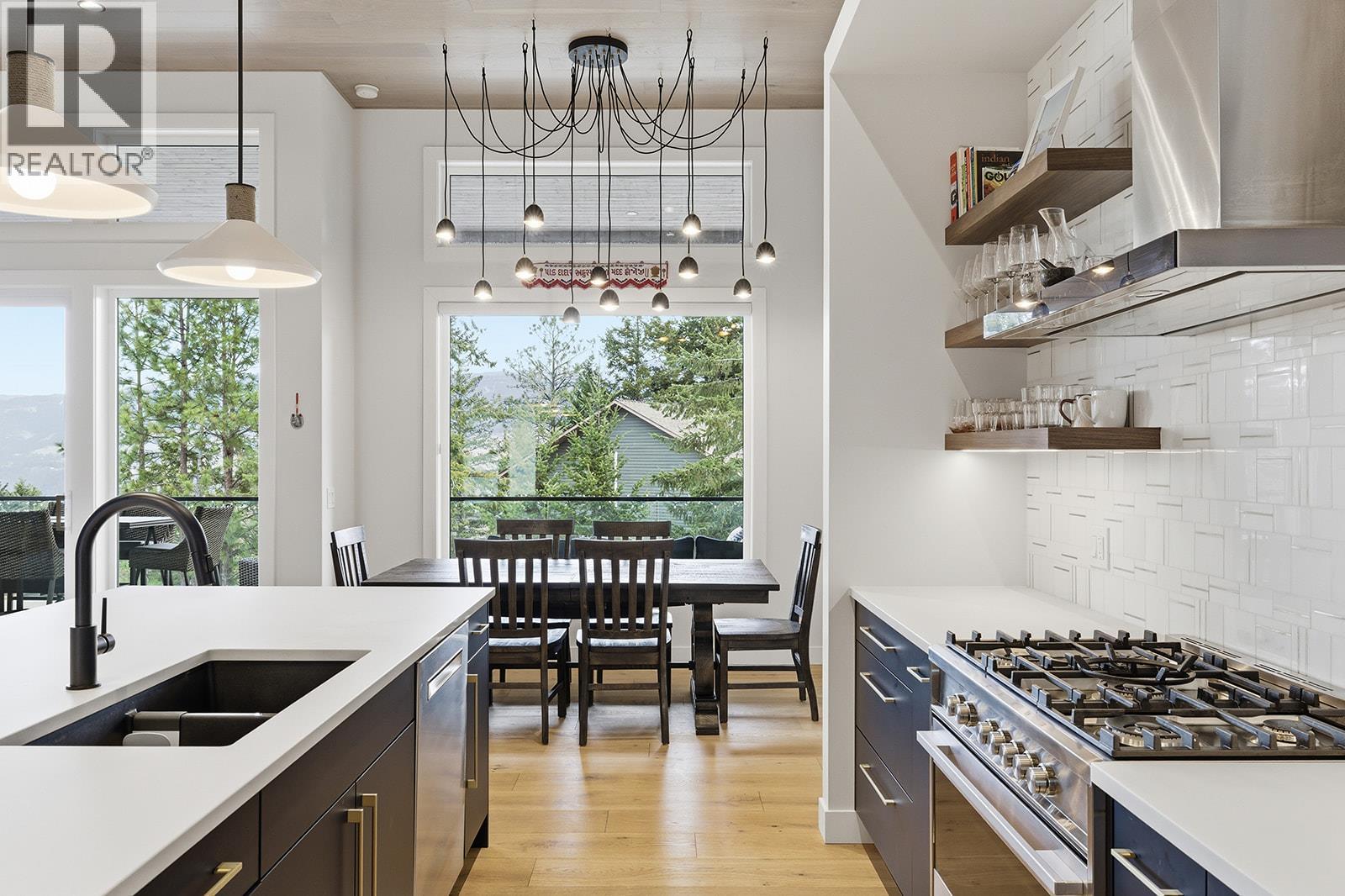 10283 Beacon Hill Drive, Lake Country, British Columbia  V4V 0A9 - Photo 28 - 10376178