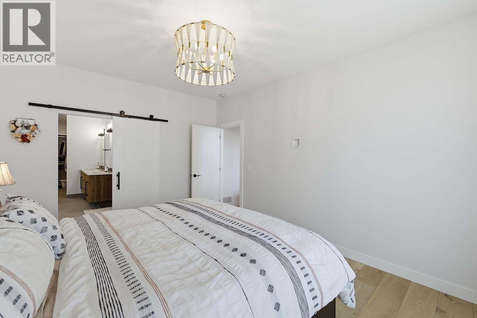 10283 Beacon Hill Drive, Lake Country, British Columbia  V4V 0A9 - Photo 47 - 10376178