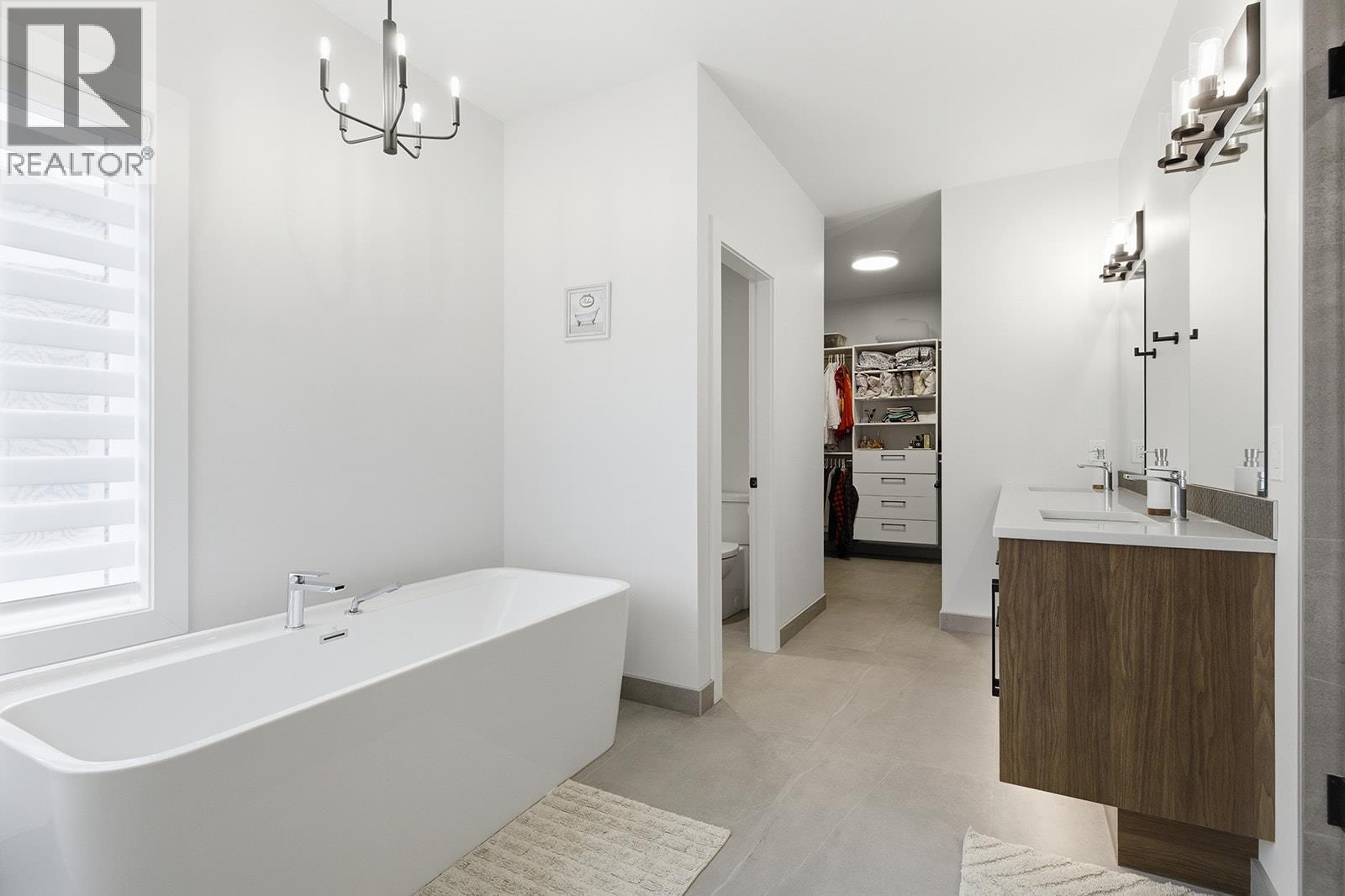 10283 Beacon Hill Drive, Lake Country, British Columbia  V4V 0A9 - Photo 48 - 10376178