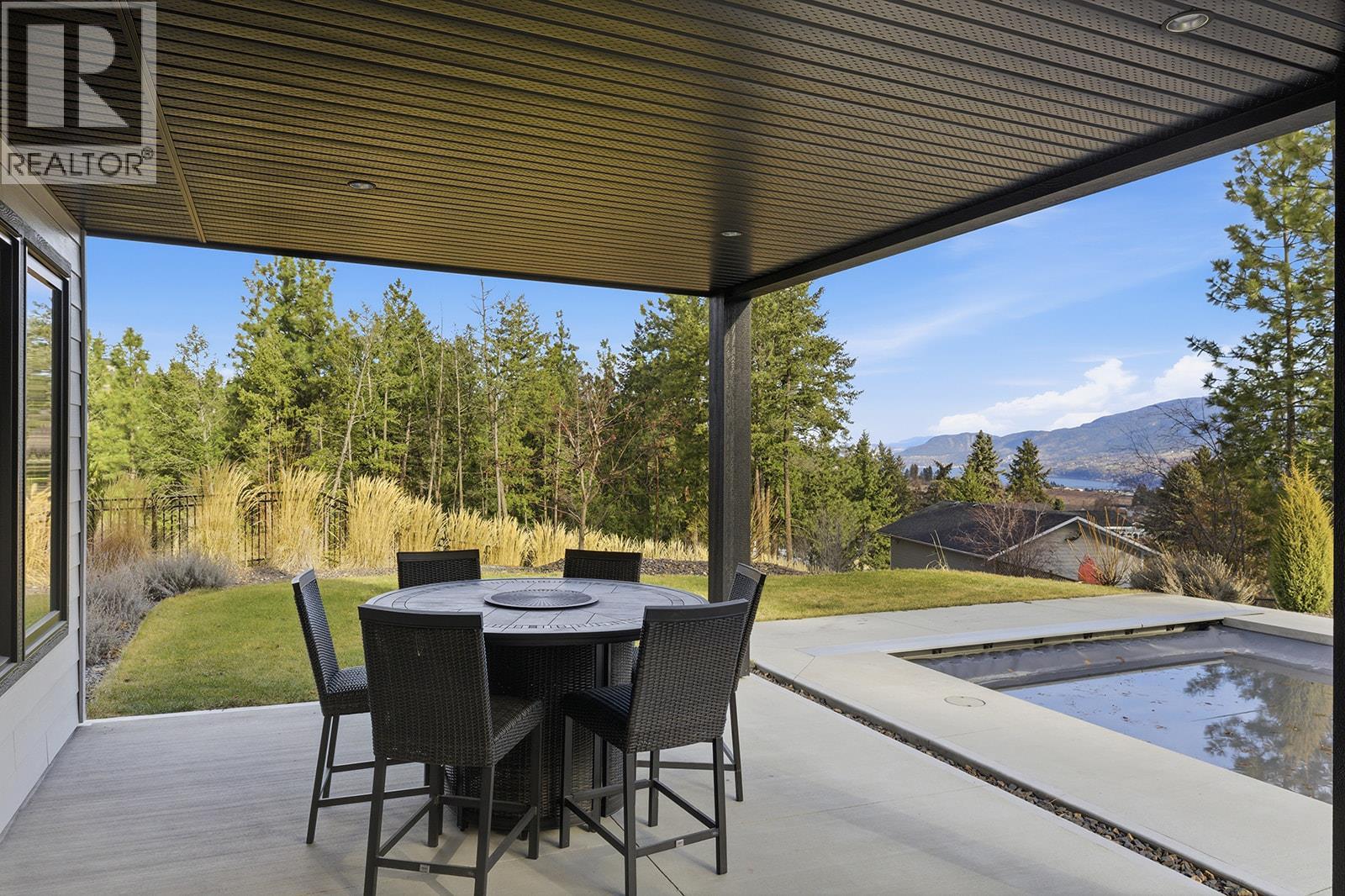 10283 Beacon Hill Drive, Lake Country, British Columbia  V4V 0A9 - Photo 5 - 10376178