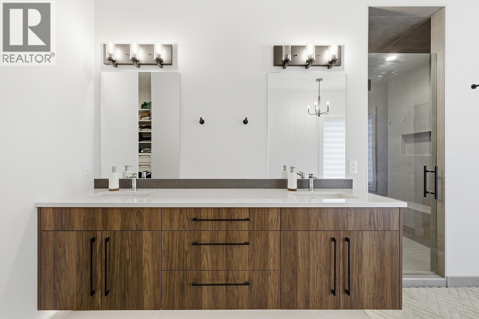 10283 Beacon Hill Drive, Lake Country, British Columbia  V4V 0A9 - Photo 52 - 10376178