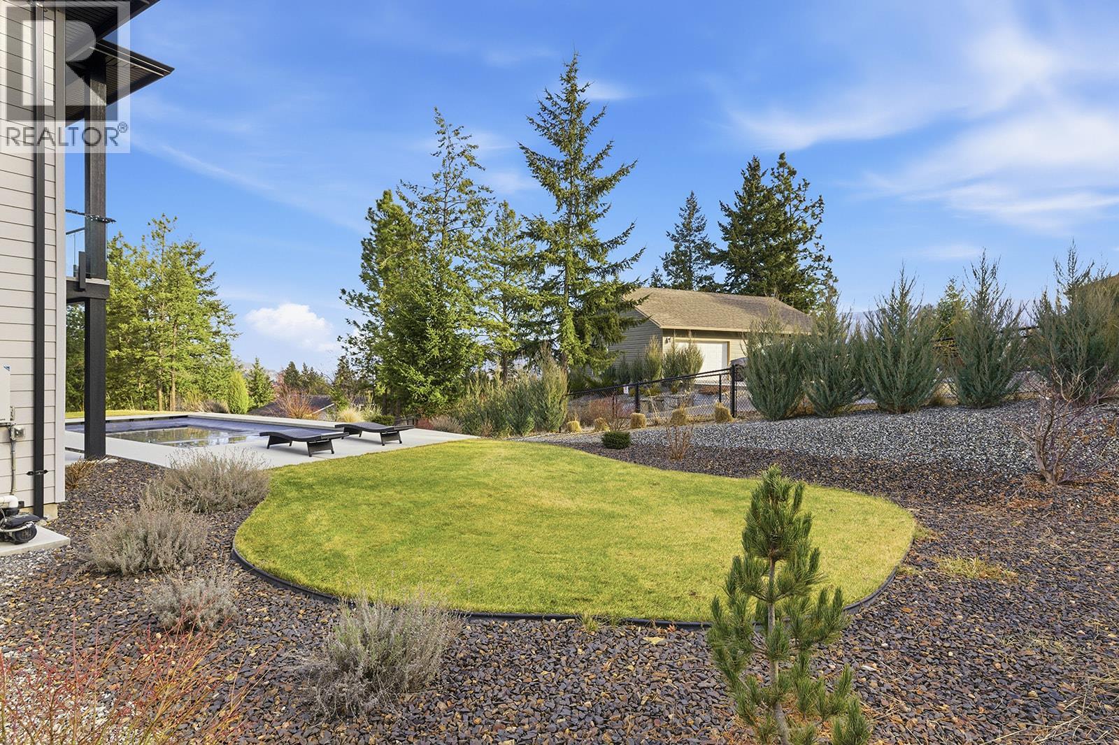 10283 Beacon Hill Drive, Lake Country, British Columbia  V4V 0A9 - Photo 7 - 10376178