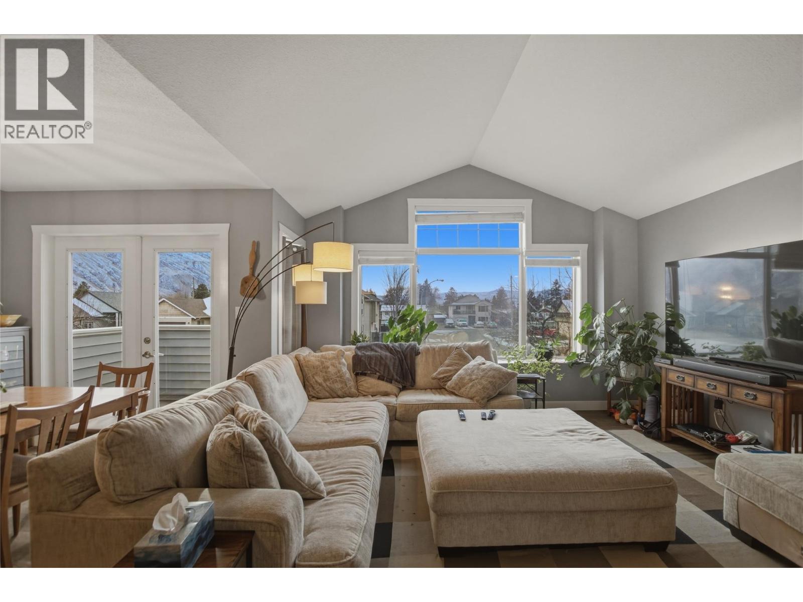 762 Mccurrach Road, Kamloops, British Columbia  V2B 0A3 - Photo 11 - 10376177