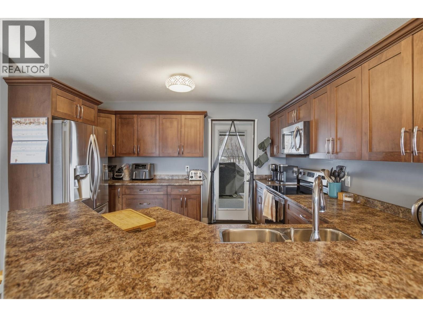 762 Mccurrach Road, Kamloops, British Columbia  V2B 0A3 - Photo 13 - 10376177