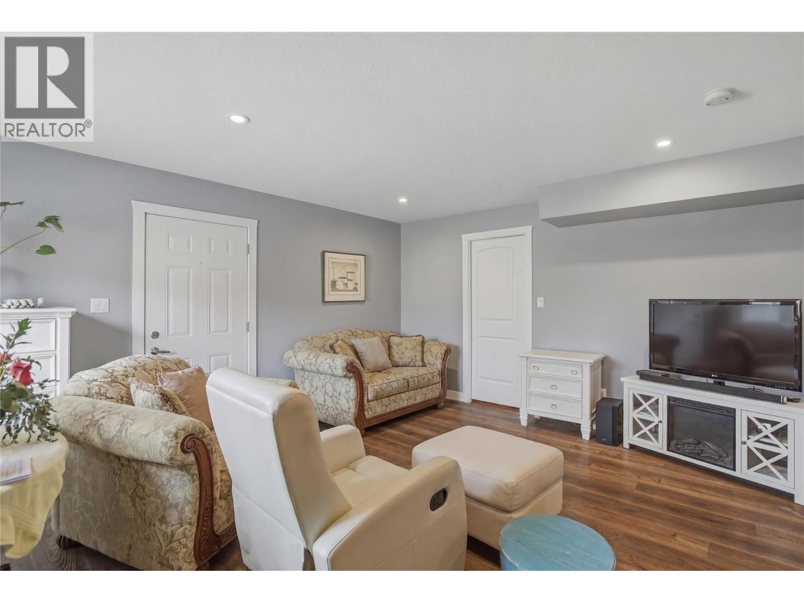 762 Mccurrach Road, Kamloops, British Columbia  V2B 0A3 - Photo 24 - 10376177