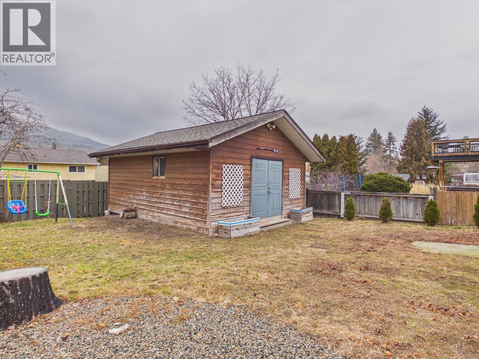 740 Maple Street, Okanagan Falls, British Columbia  V0H 1R2 - Photo 33 - 10376123