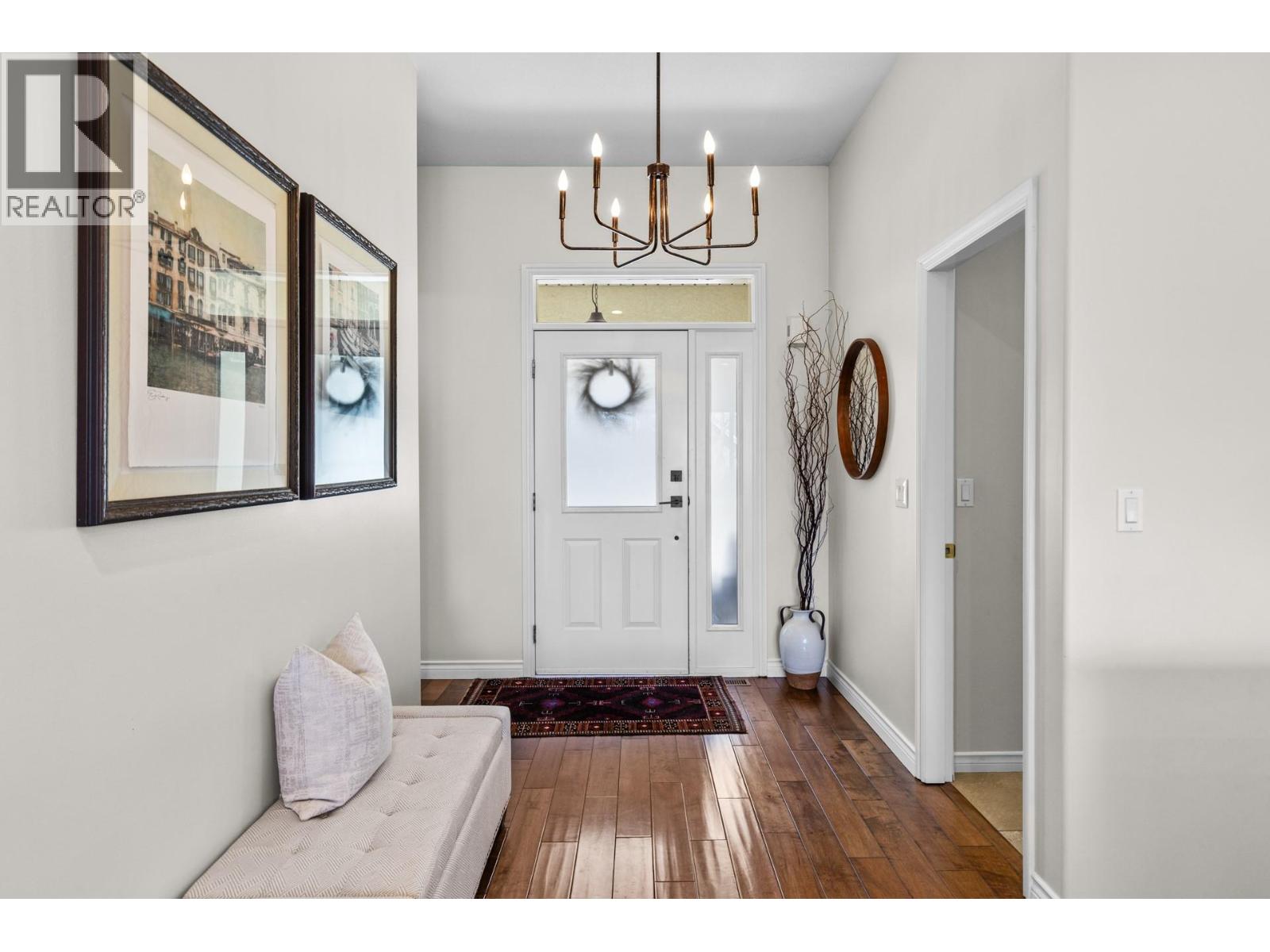 3917 Gallaghers Circle, Kelowna, British Columbia  V1W 3Z9 - Photo 4 - 10376226