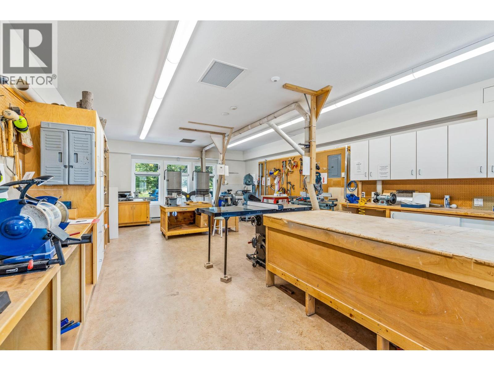 3917 Gallaghers Circle, Kelowna, British Columbia  V1W 3Z9 - Photo 57 - 10376226