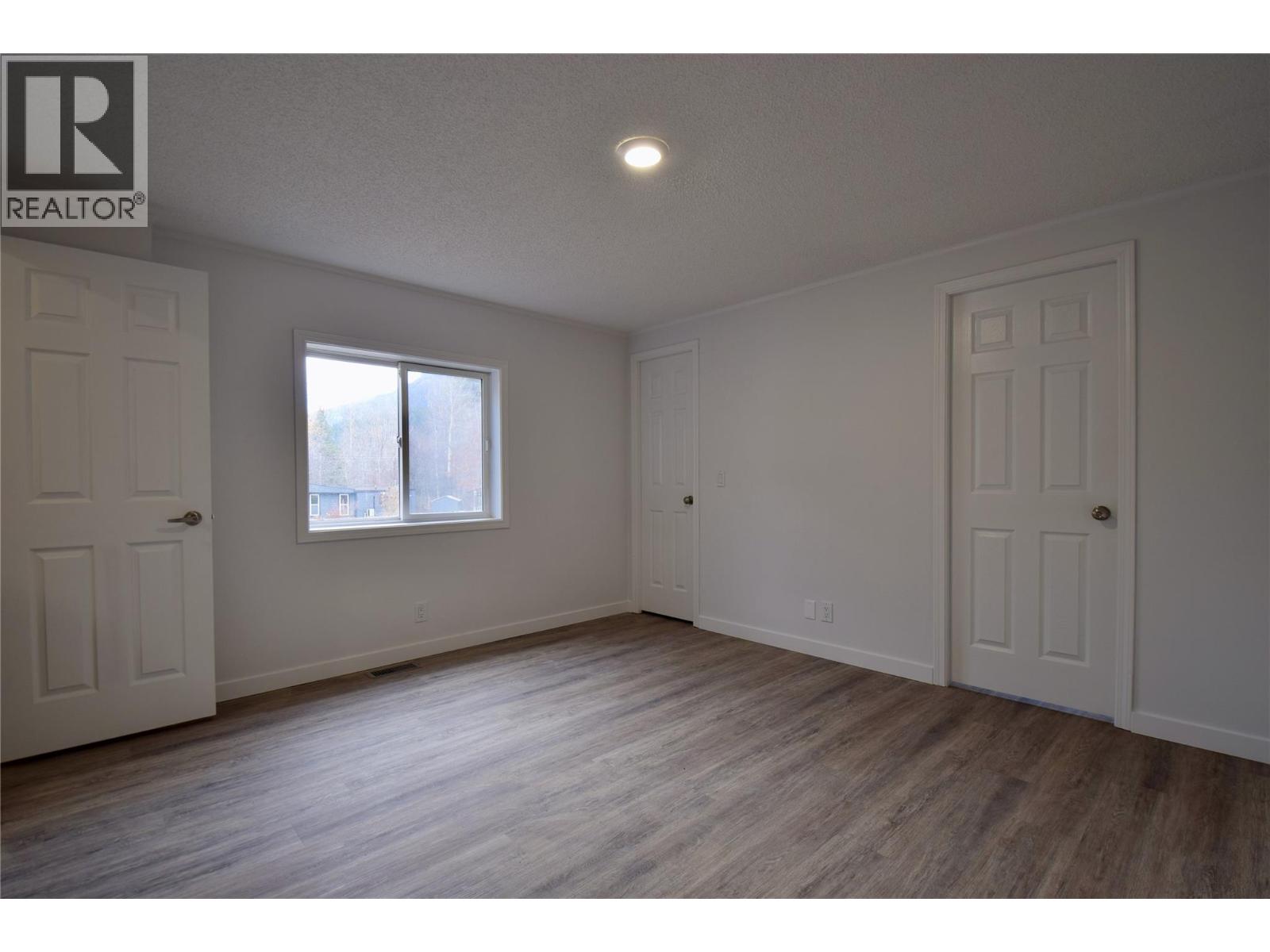 4029 Broadwater Road Unit# 2, Robson, British Columbia  V1N 4V6 - Photo 19 - 10376072