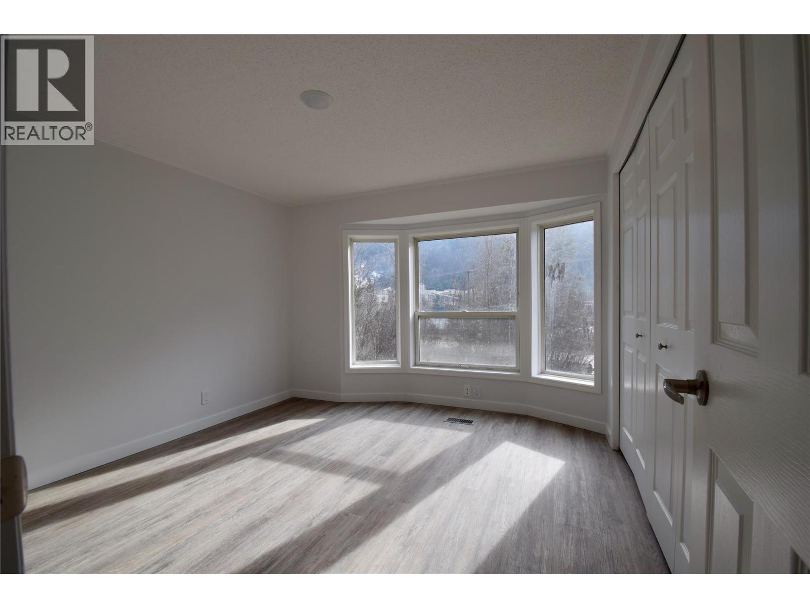 4029 Broadwater Road Unit# 2, Robson, British Columbia  V1N 4V6 - Photo 23 - 10376072