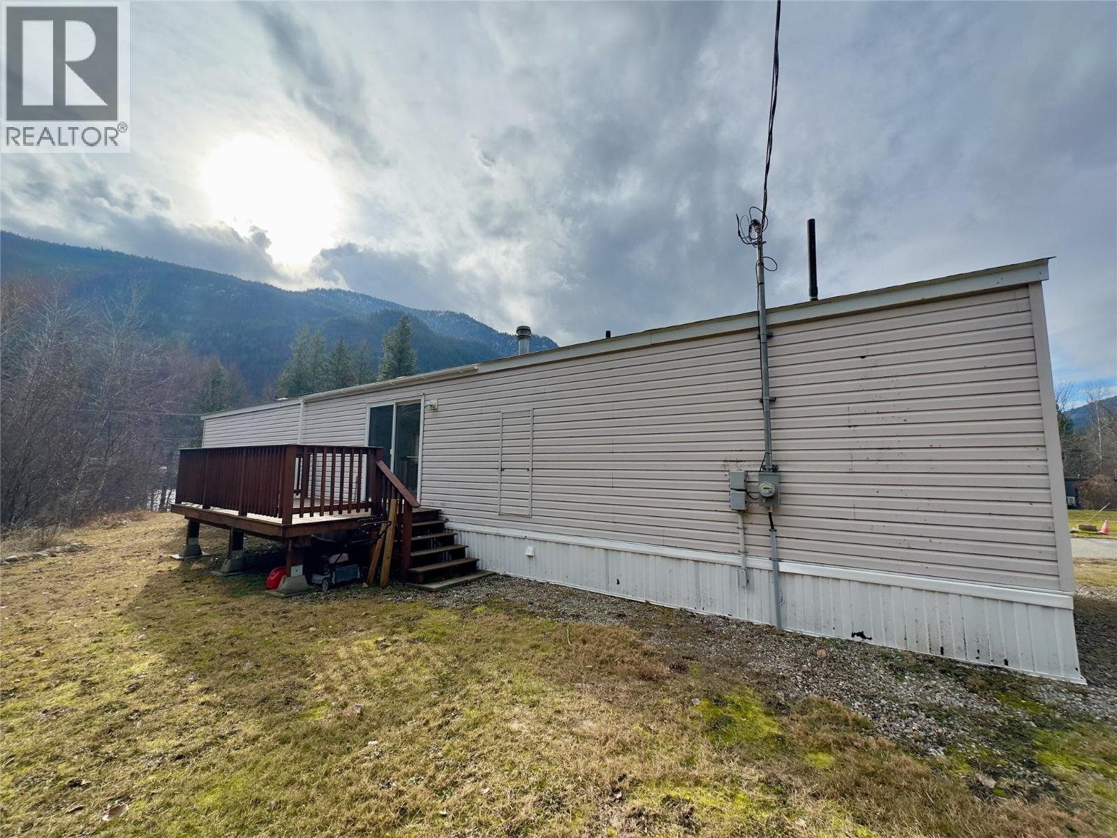 4029 Broadwater Road Unit# 2, Robson, British Columbia  V1N 4V6 - Photo 7 - 10376072