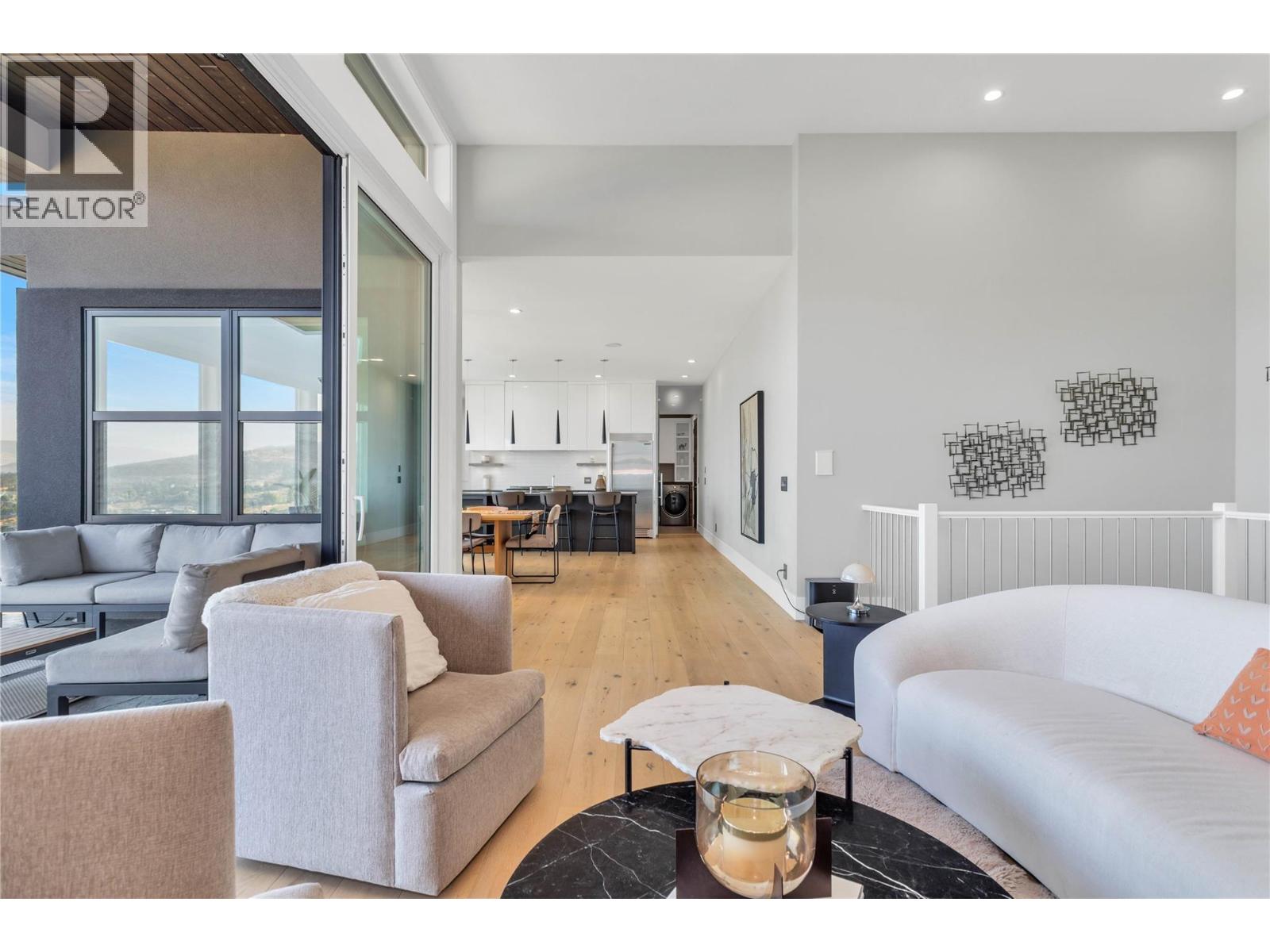 1050 Ledgeview Court, Kelowna, British Columbia  V1W 5M6 - Photo 14 - 10376086