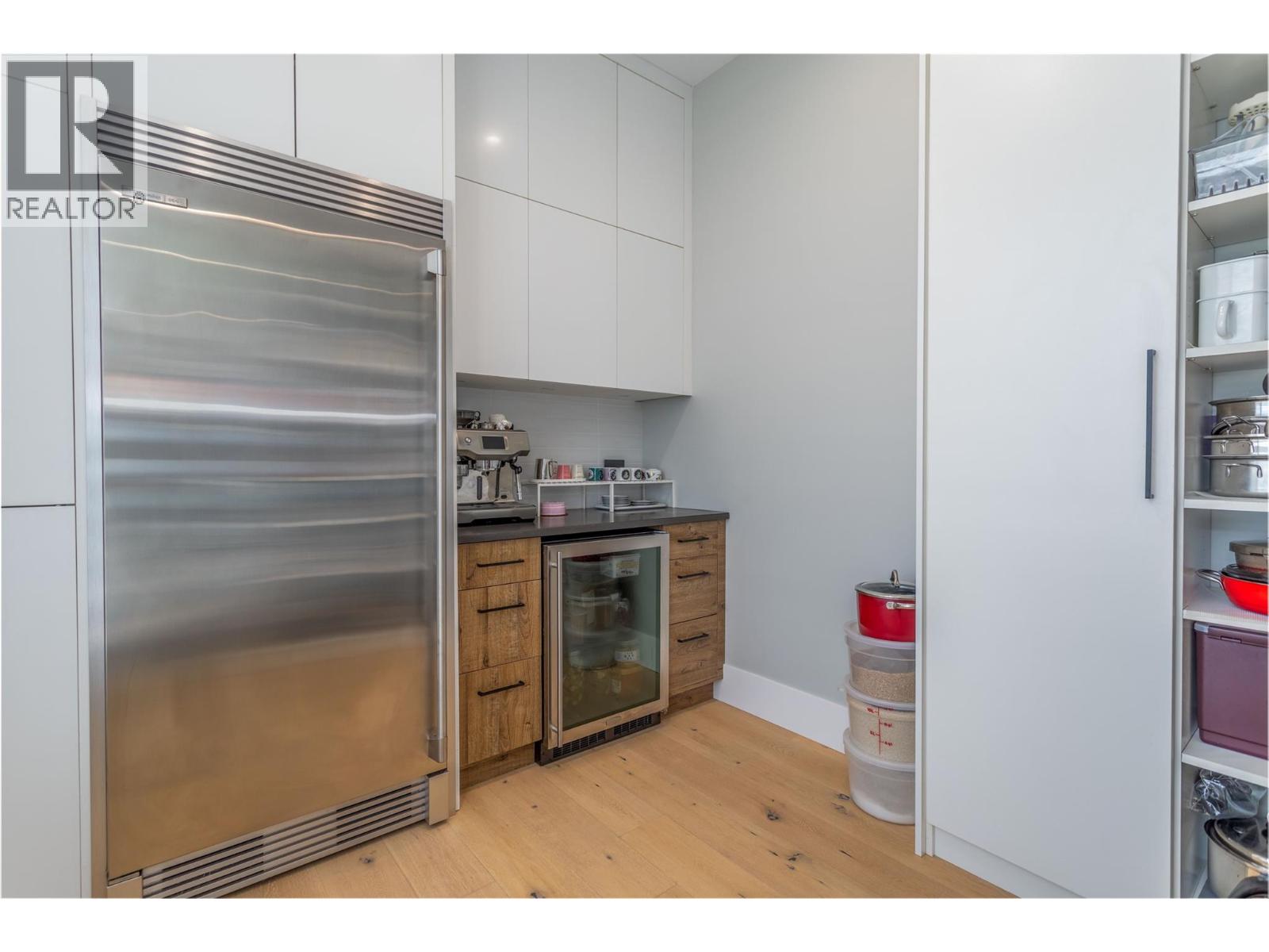 1050 Ledgeview Court, Kelowna, British Columbia  V1W 5M6 - Photo 20 - 10376086