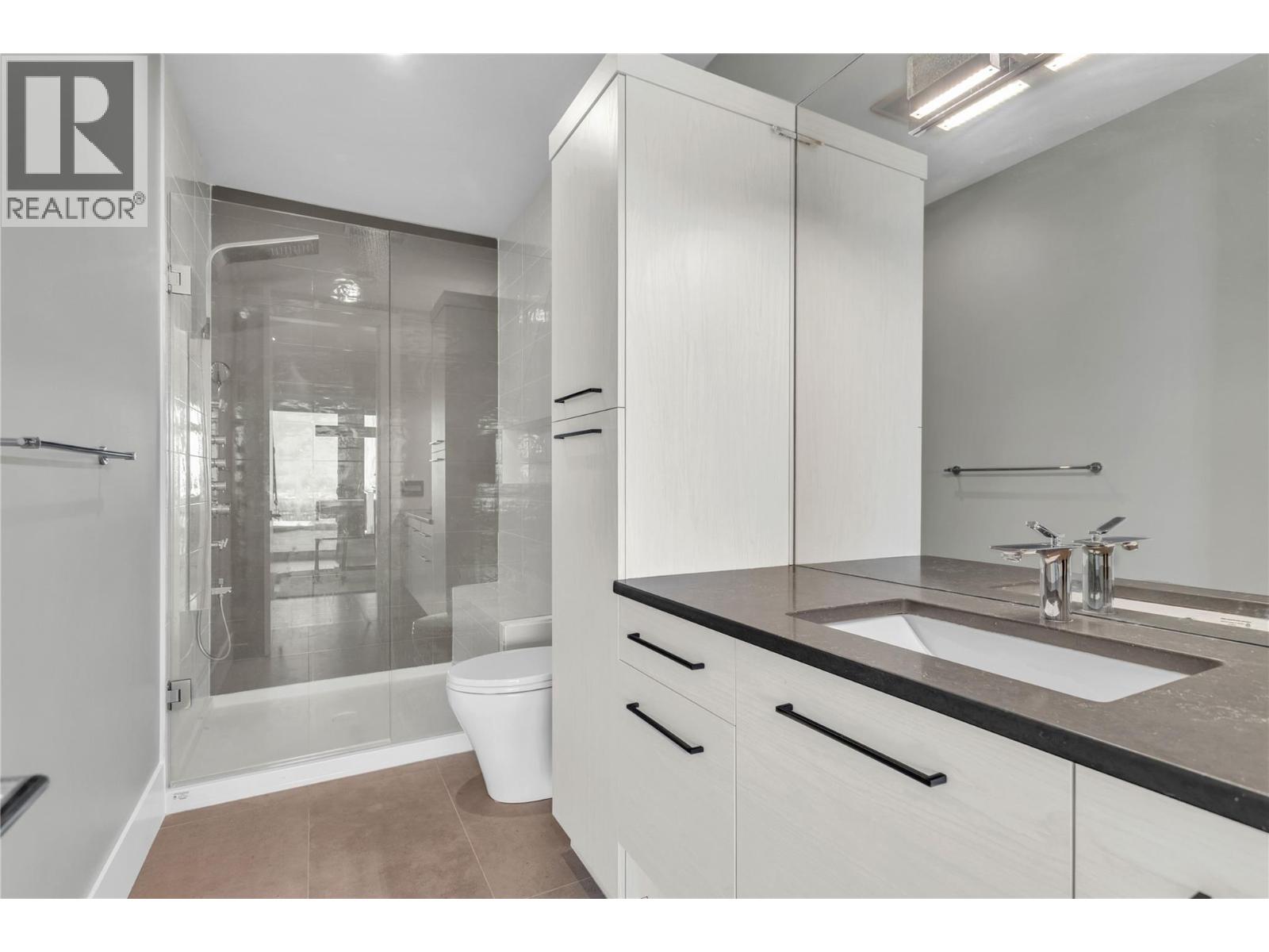 1050 Ledgeview Court, Kelowna, British Columbia  V1W 5M6 - Photo 47 - 10376086