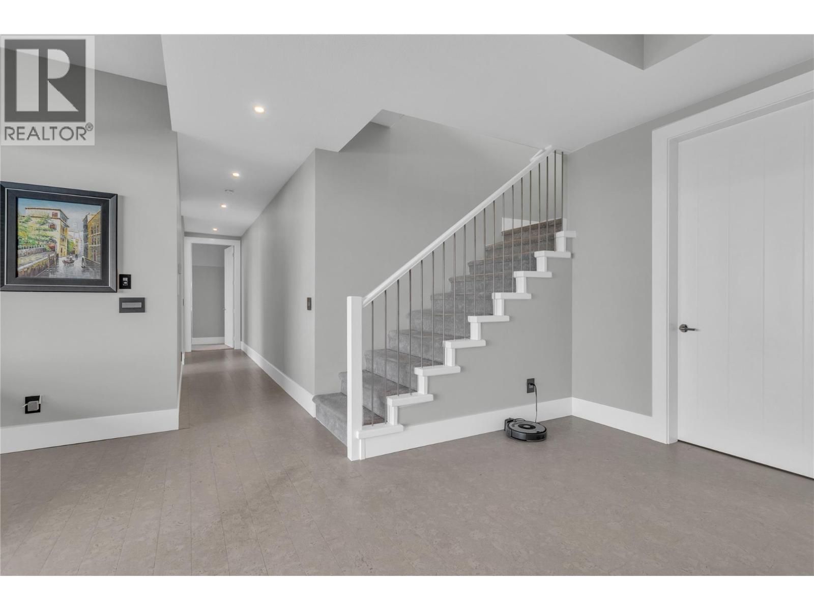 1050 Ledgeview Court, Kelowna, British Columbia  V1W 5M6 - Photo 48 - 10376086