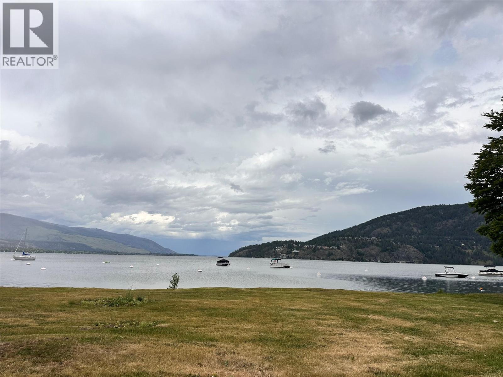 409 Hummingbird Avenue, Vernon, British Columbia  V1H 2A1 - Photo 42 - 10375454