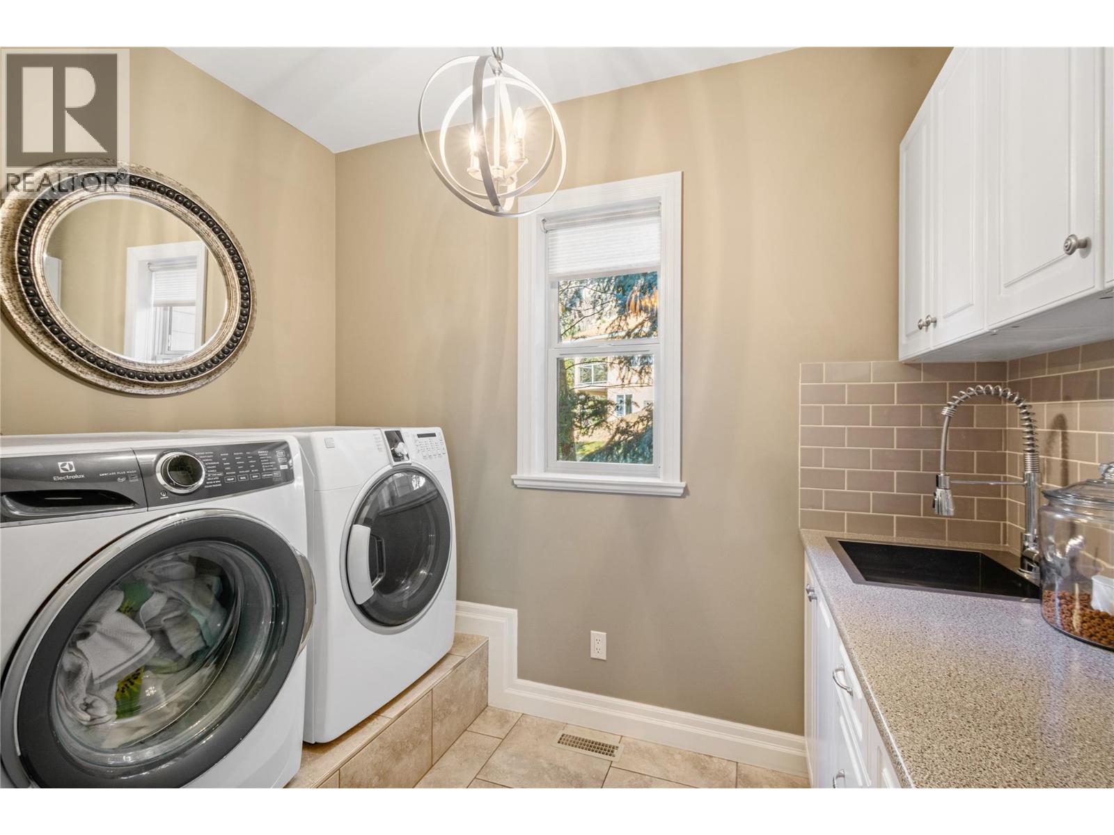 159 Christie Mountain Lane, Okanagan Falls, British Columbia  V0H 1R3 - Photo 30 - 10376254