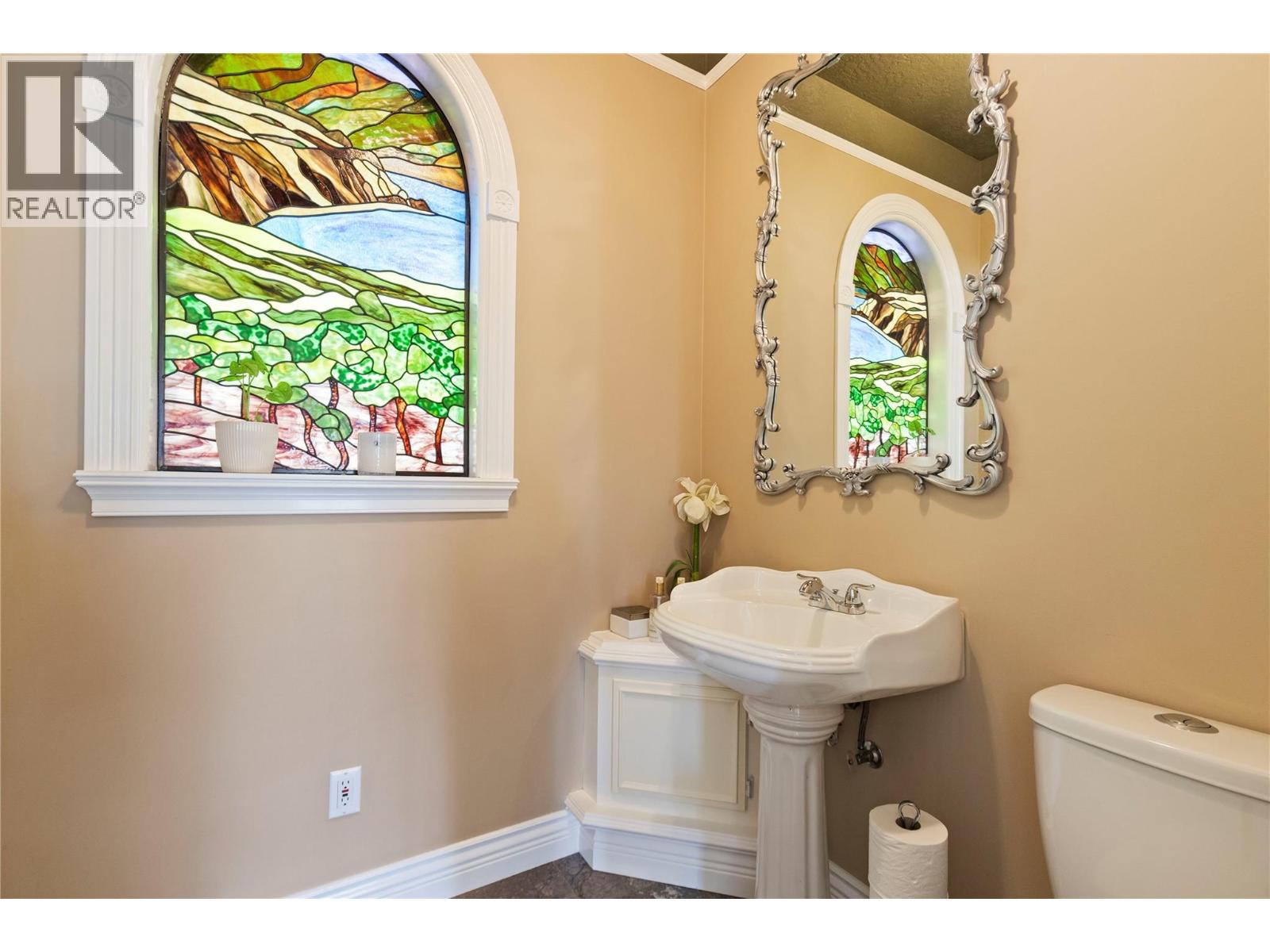 5318 Fulton Place, Peachland, British Columbia  V0H 1X1 - Photo 16 - 10376244