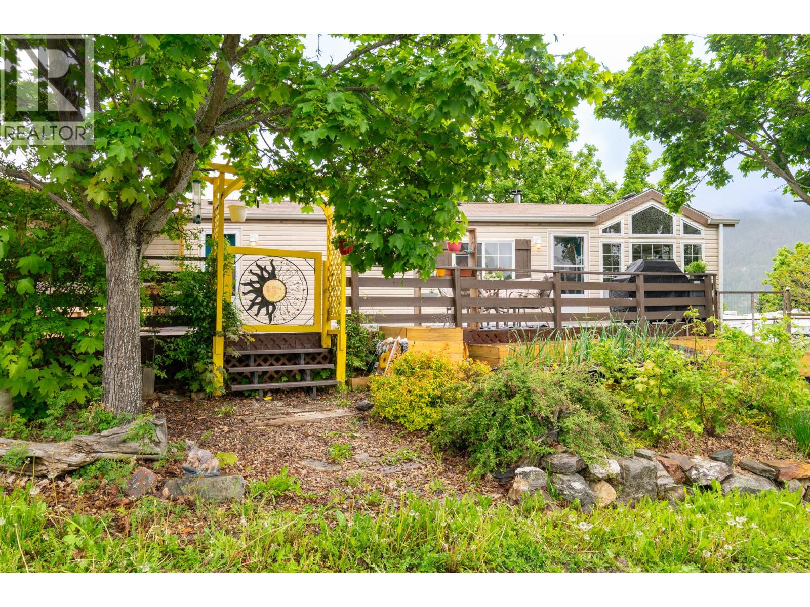 6696 Sunnybrae Canoe Point Road Unit# 12, Tappen, British Columbia  V0E 2X1 - Photo 1 - 10375731