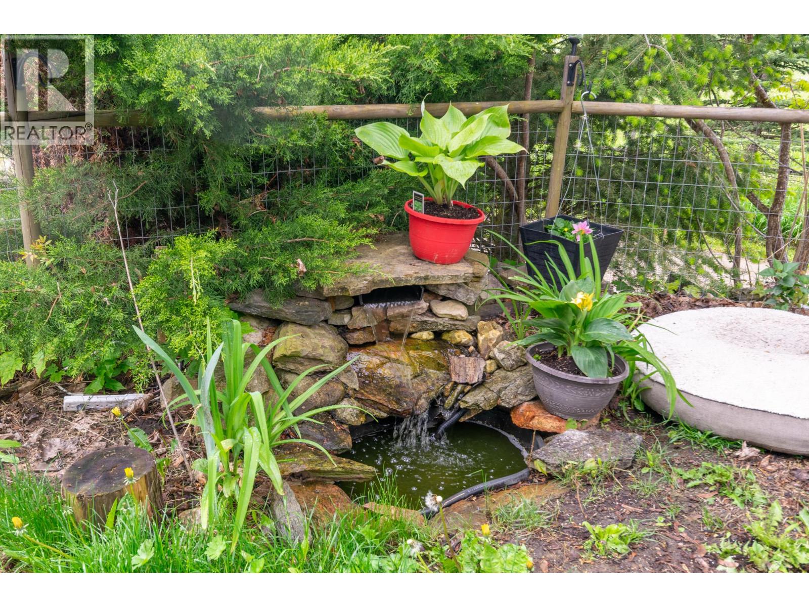 6696 Sunnybrae Canoe Point Road Unit# 12, Tappen, British Columbia  V0E 2X1 - Photo 13 - 10375731