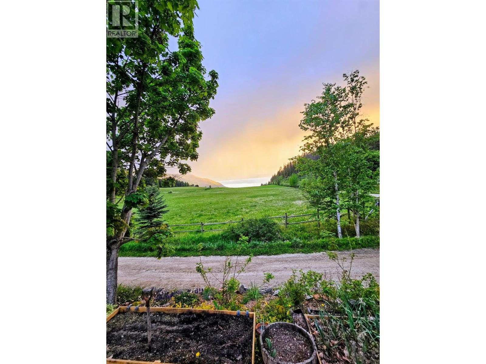 6696 Sunnybrae Canoe Point Road Unit# 12, Tappen, British Columbia  V0E 2X1 - Photo 18 - 10375731