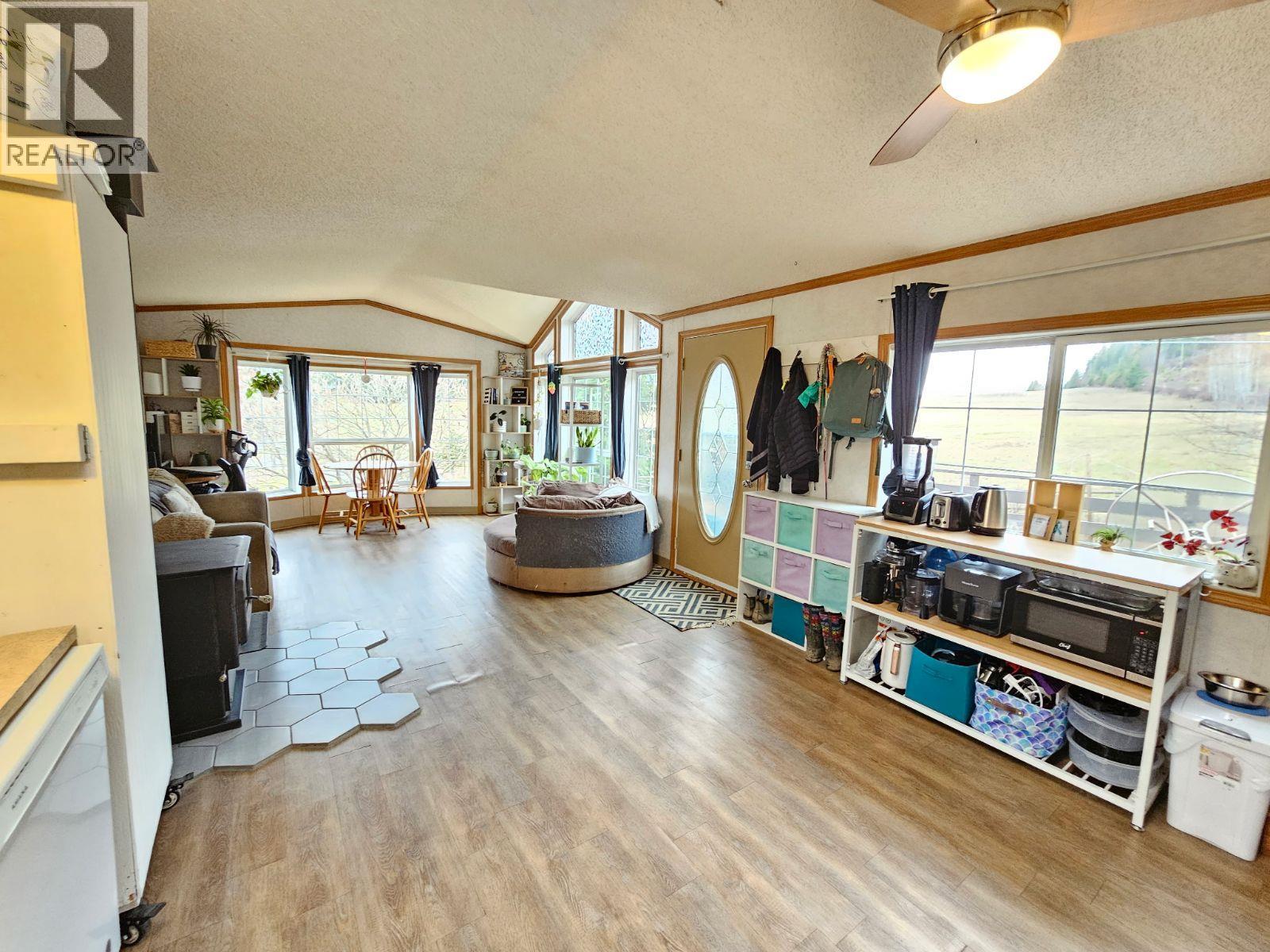 6696 Sunnybrae Canoe Point Road Unit# 12, Tappen, British Columbia  V0E 2X1 - Photo 26 - 10375731