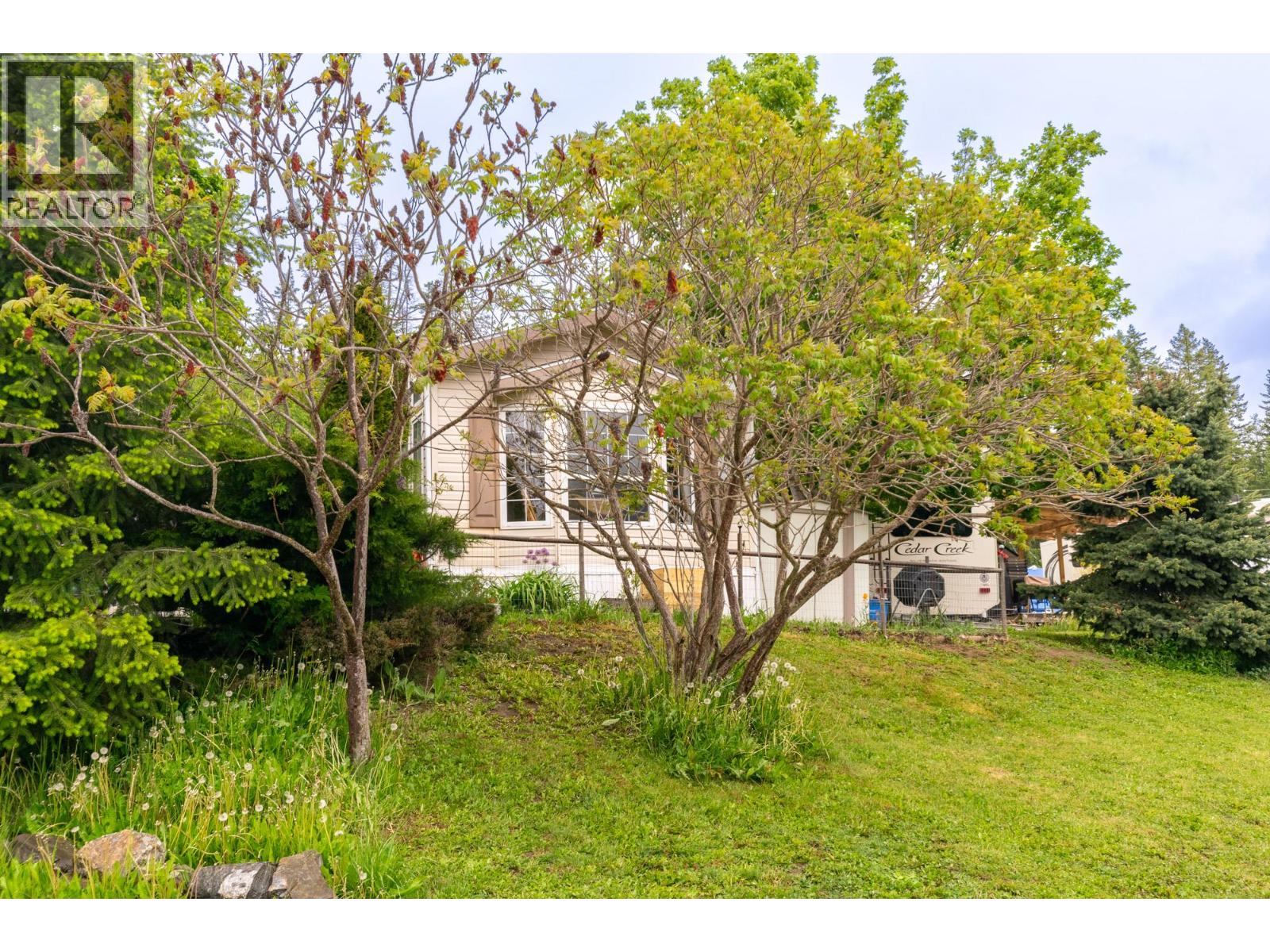 6696 Sunnybrae Canoe Point Road Unit# 12, Tappen, British Columbia  V0E 2X1 - Photo 41 - 10375731