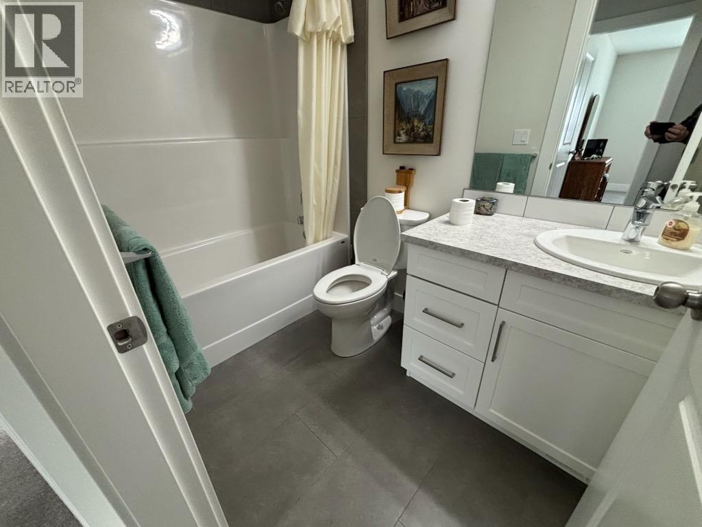 1435 72nd Avenue, Grand Forks, British Columbia  V0H 1H0 - Photo 11 - 10376293