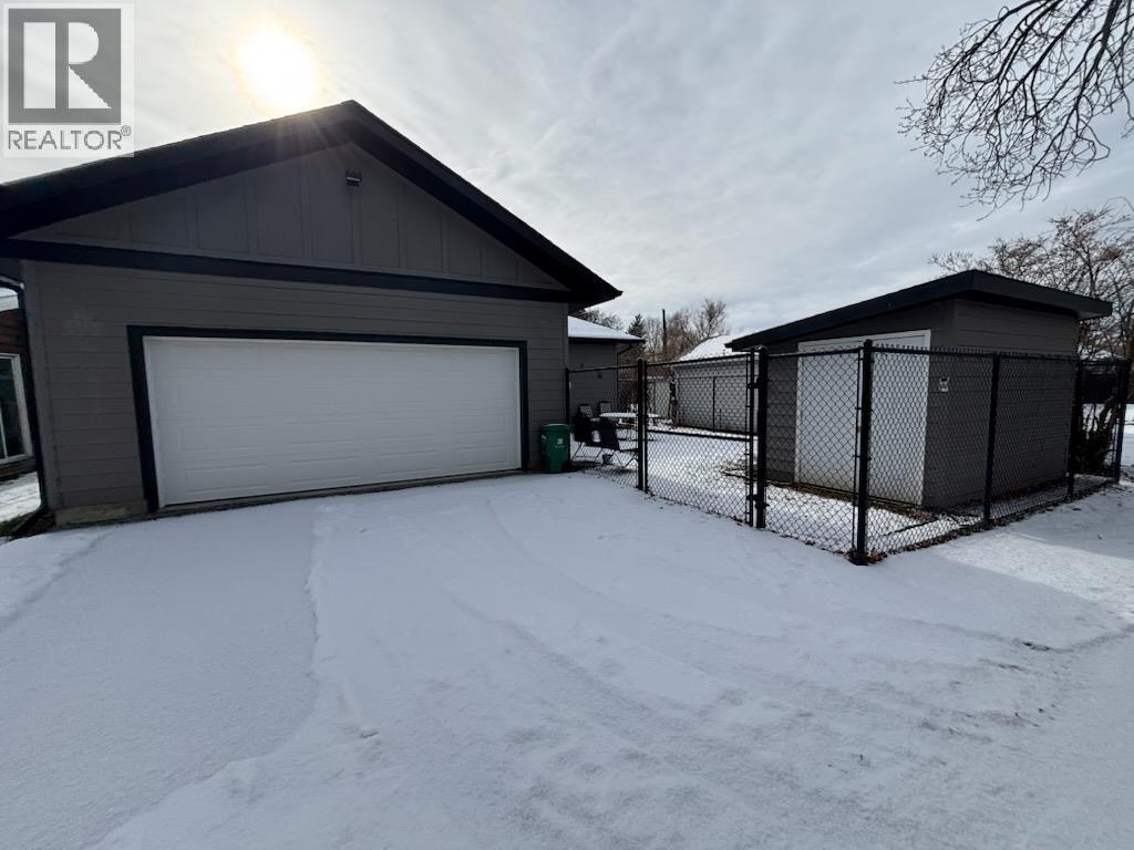 1435 72nd Avenue, Grand Forks, British Columbia  V0H 1H0 - Photo 15 - 10376293