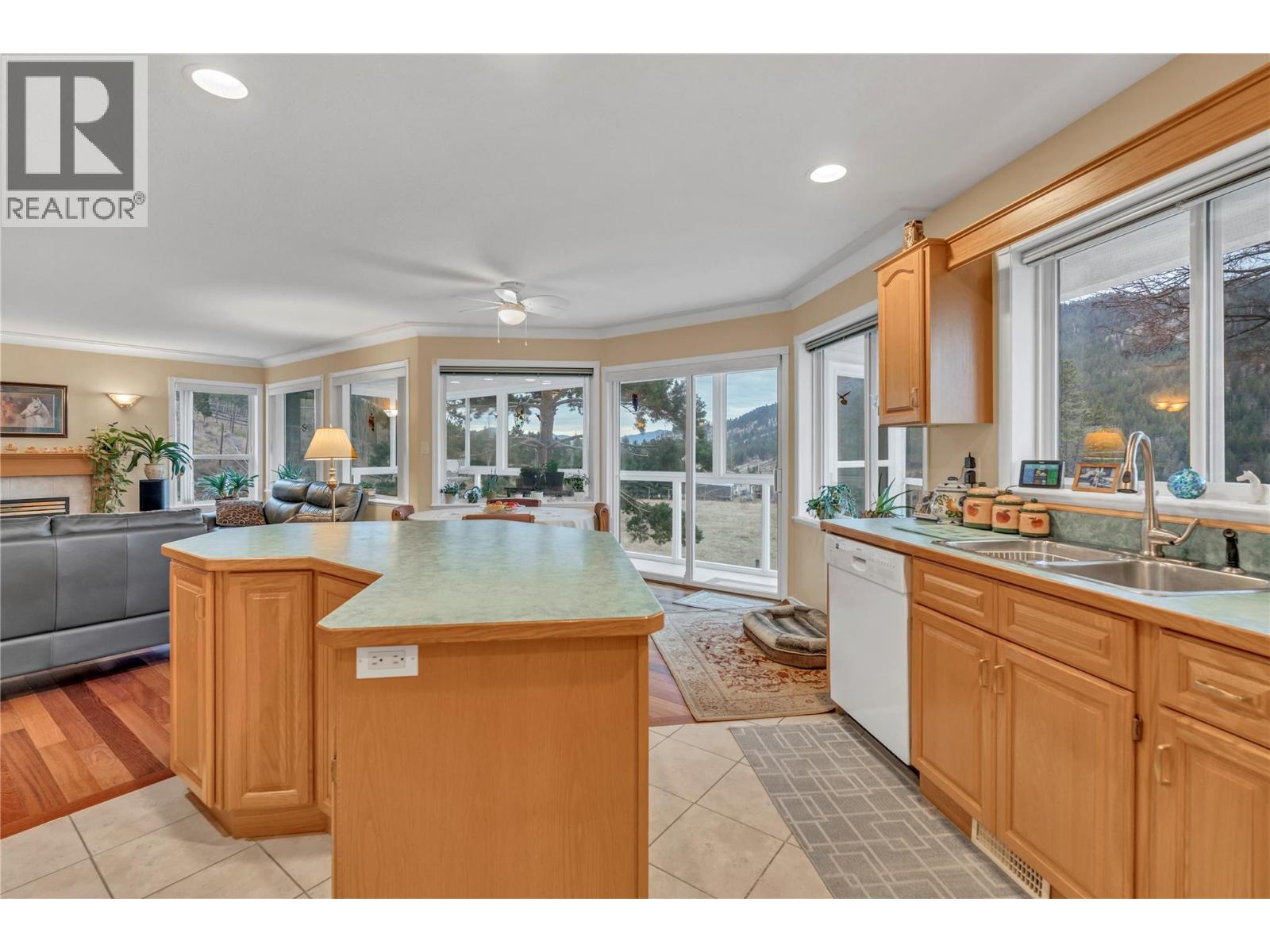 22577 Garnet Valley Road, Summerland, British Columbia  V0H 1Z3 - Photo 11 - 10376276